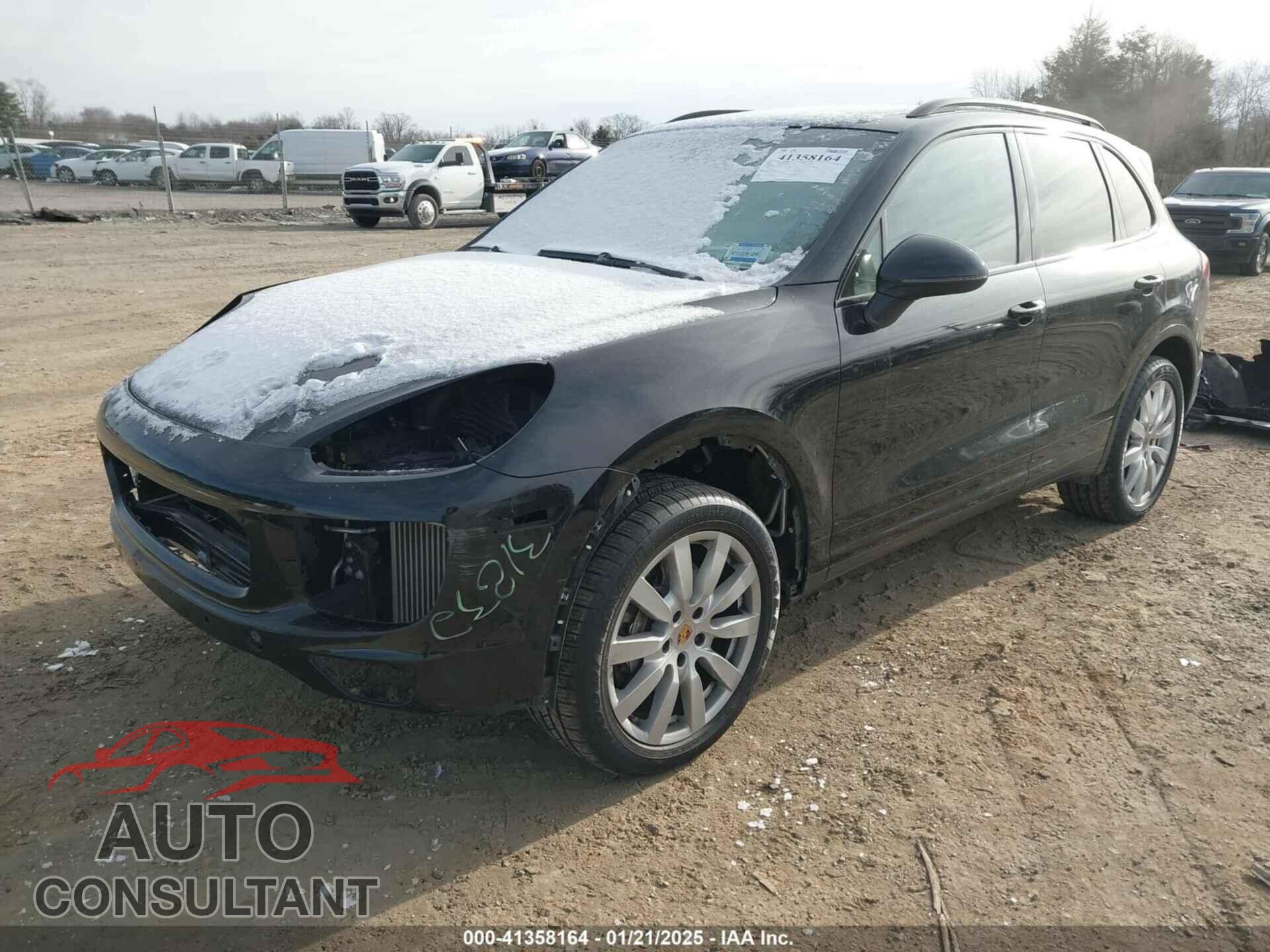 PORSCHE CAYENNE 2016 - WP1AB2A24GLA96569
