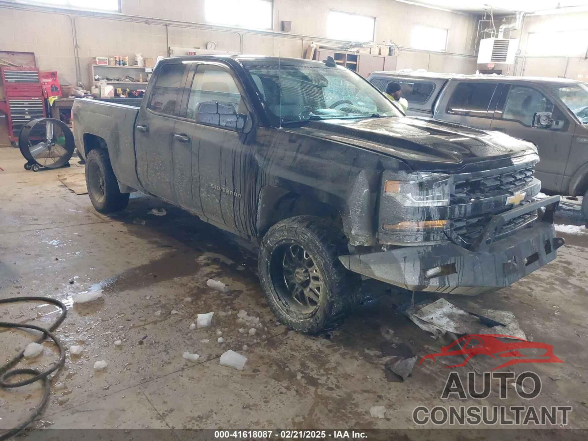 CHEVROLET SILVERADO 1500 2017 - 1GCVKPEC2HZ263870
