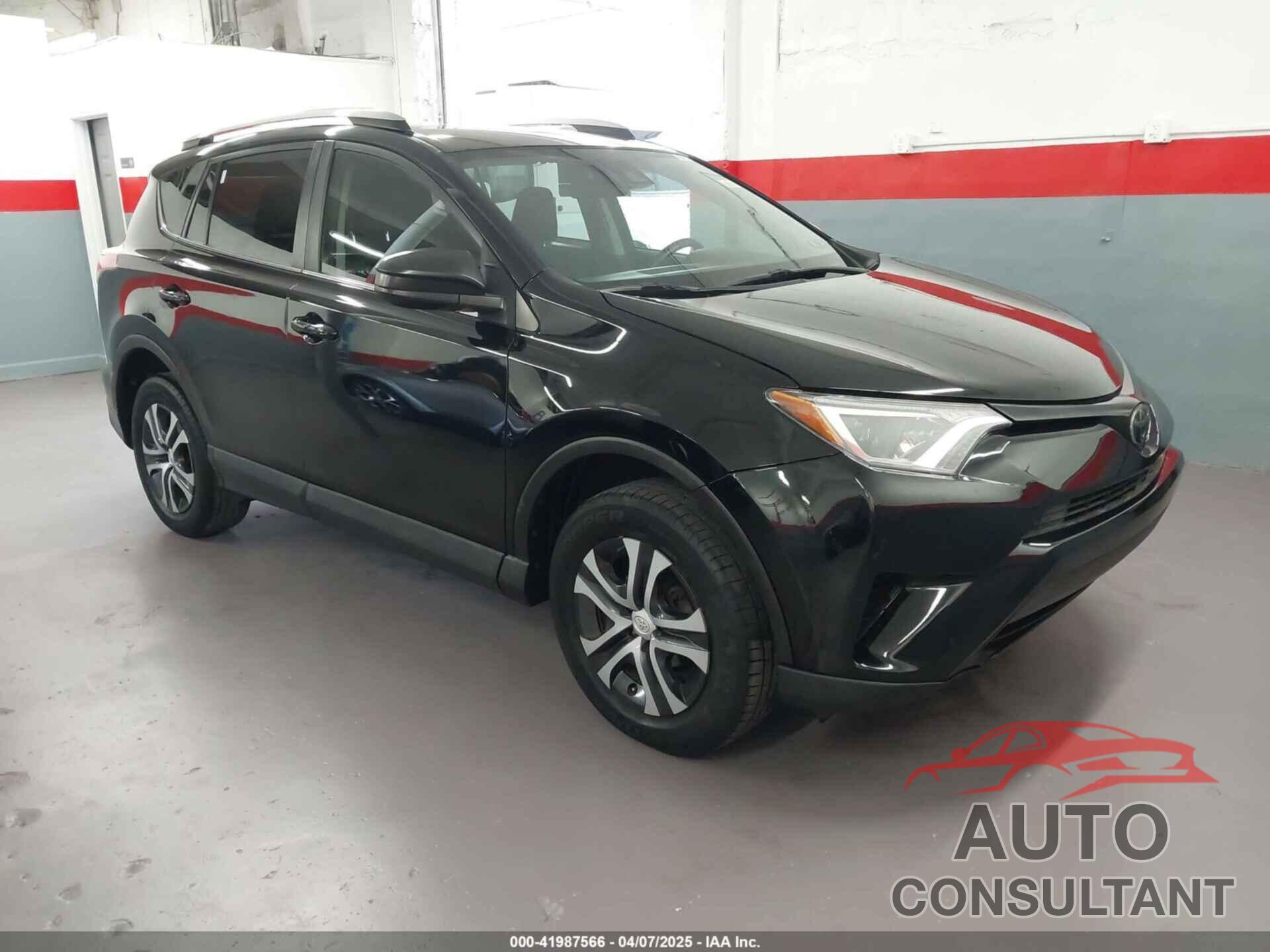 TOYOTA RAV4 2017 - 2T3BFREV6HW598229