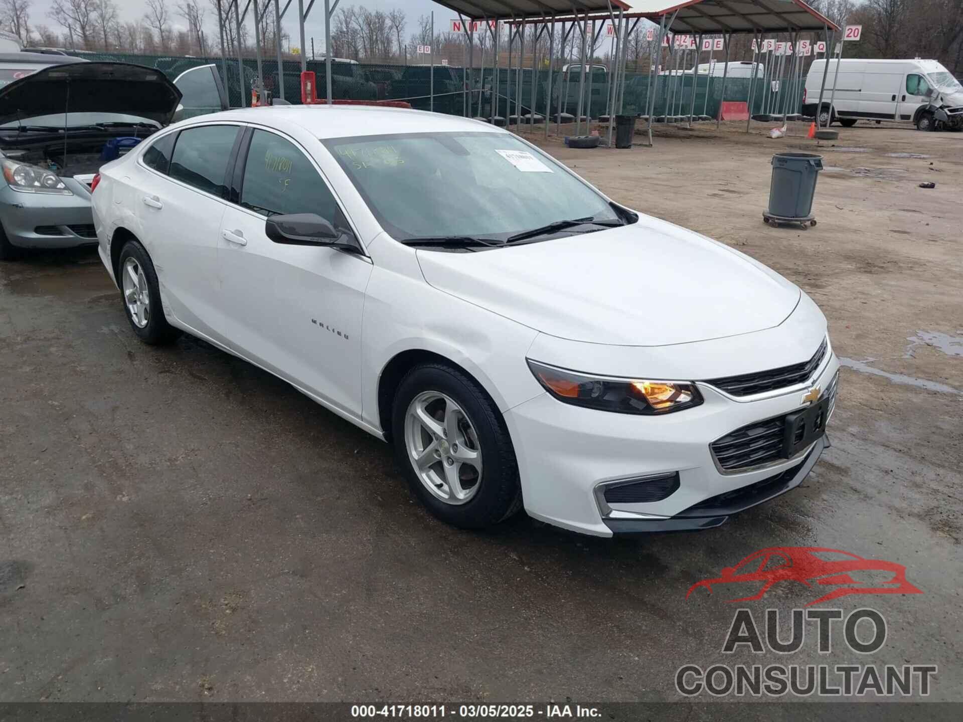 CHEVROLET MALIBU 2018 - 1G1ZB5ST5JF217816