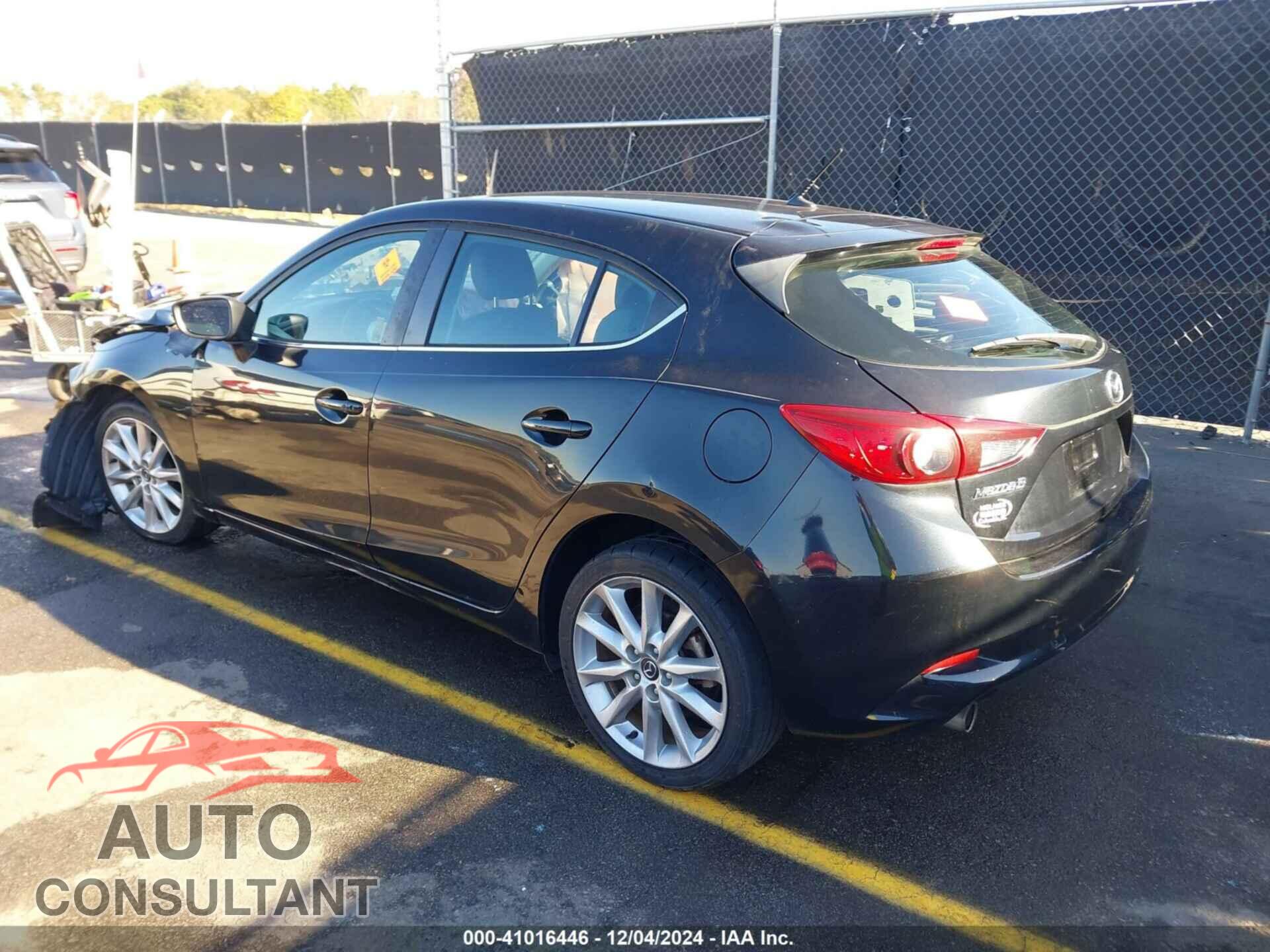 MAZDA MAZDA3 2017 - 3MZBN1L72HM126777