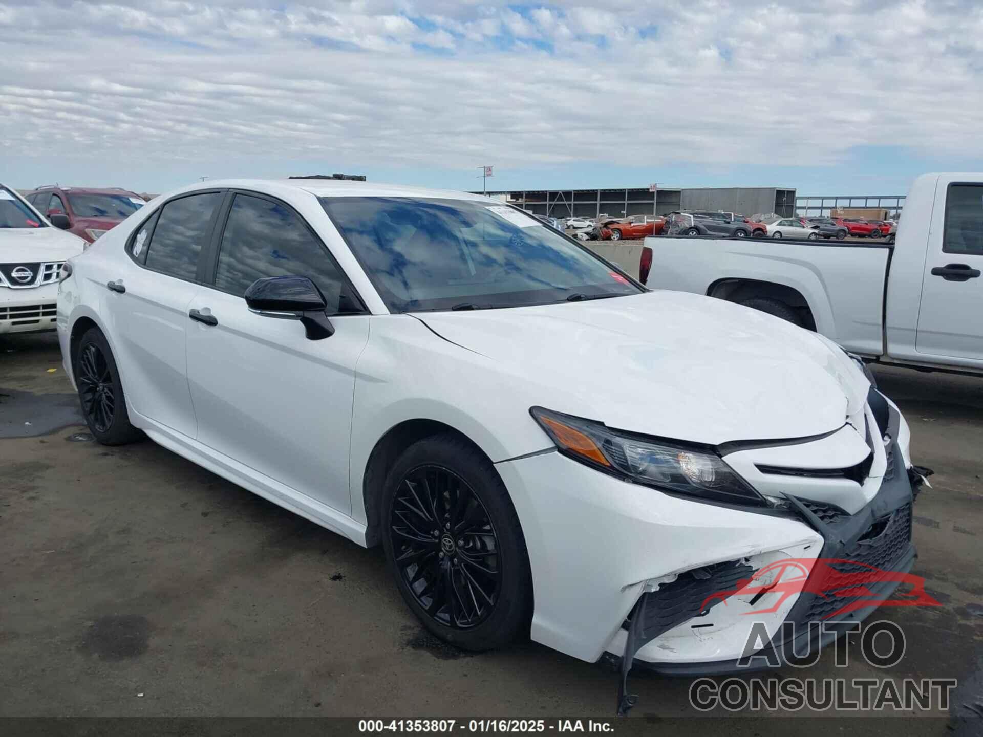 TOYOTA CAMRY 2022 - 4T1T11AK2NU032623