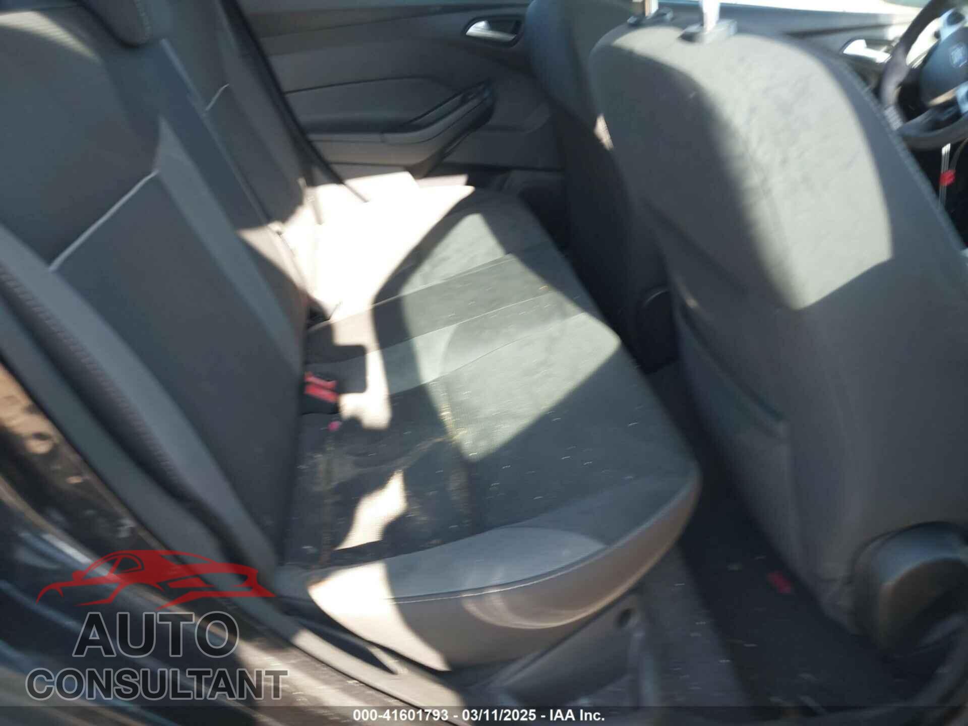 FORD FOCUS 2012 - 1FAHP3F2XCL361754