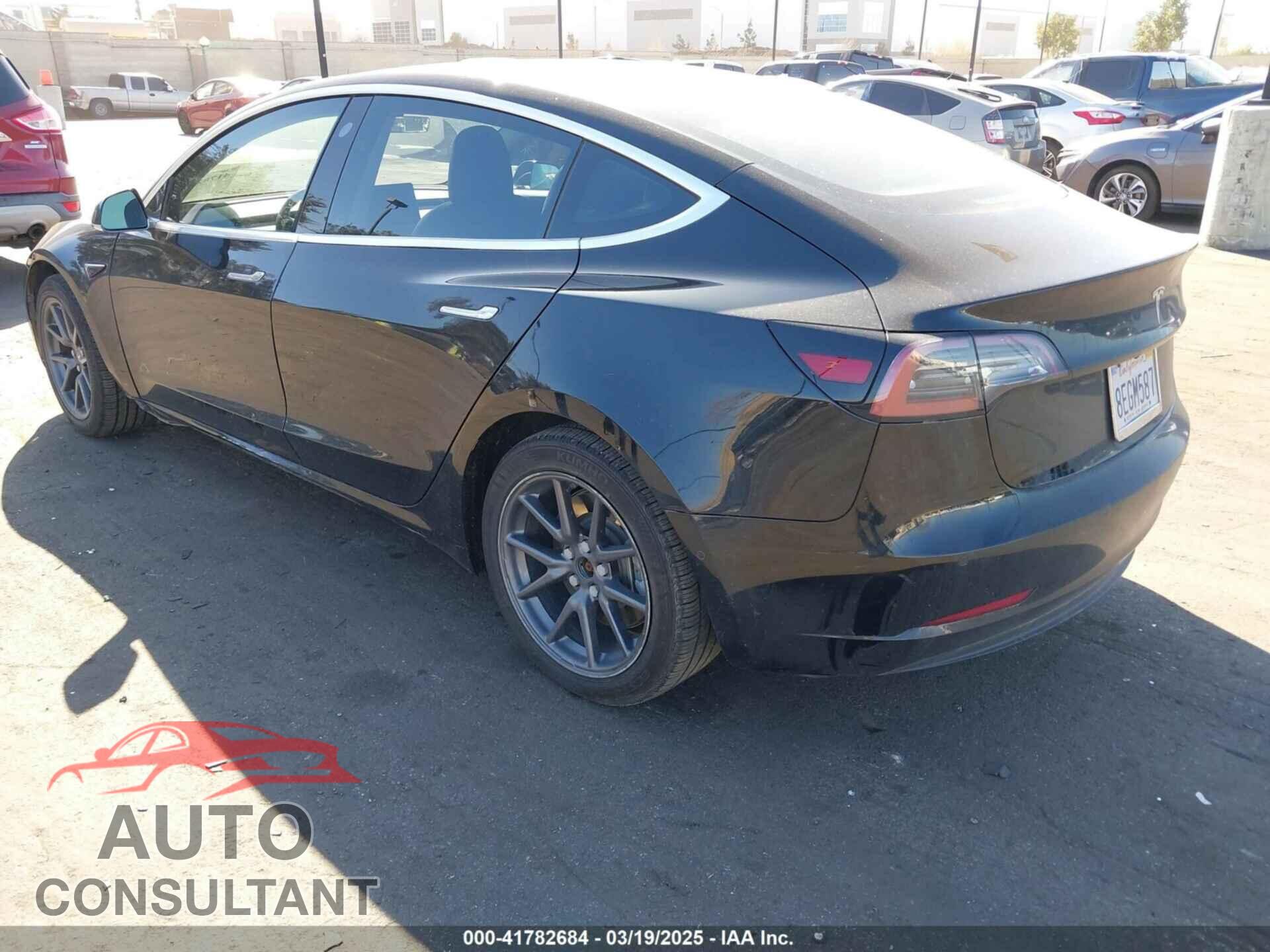 TESLA MODEL 3 2018 - 5YJ3E1EA3JF013897