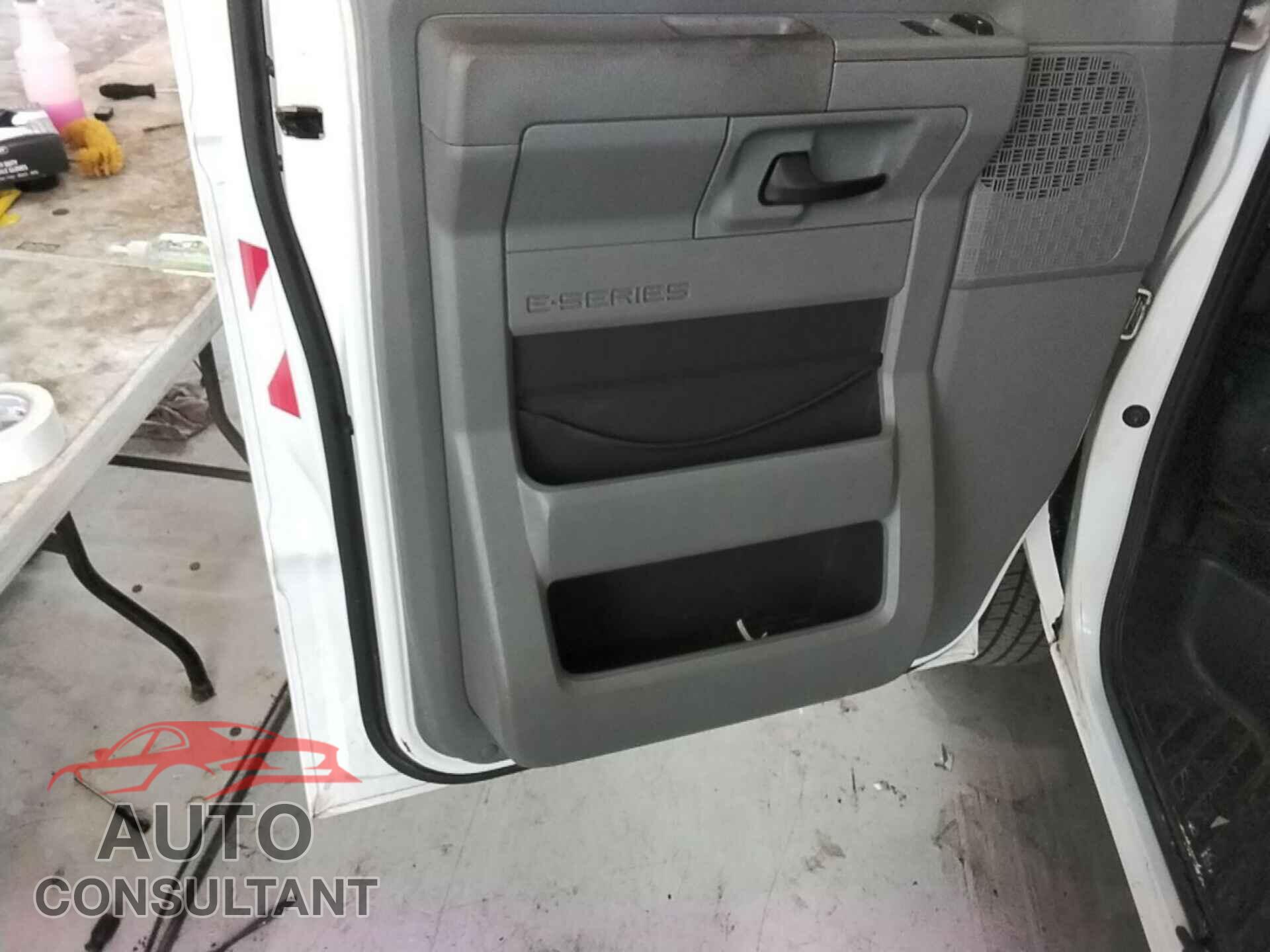 FORD ECONOLINE 2011 - 1FTNE2EL6BDA71012