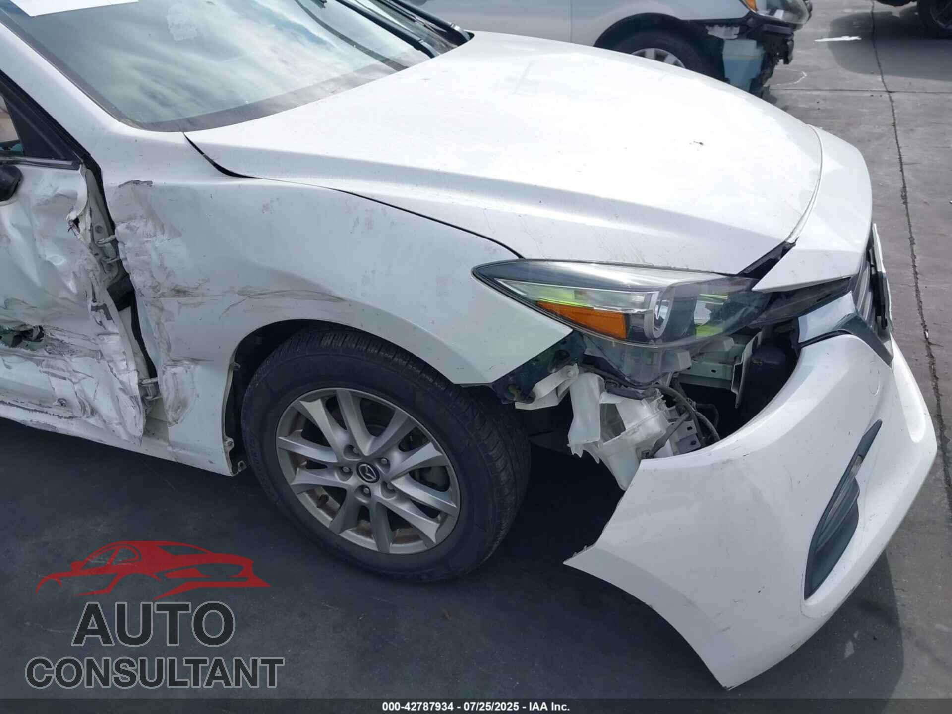MAZDA MAZDA3 2017 - 3MZBN1U77HM104286
