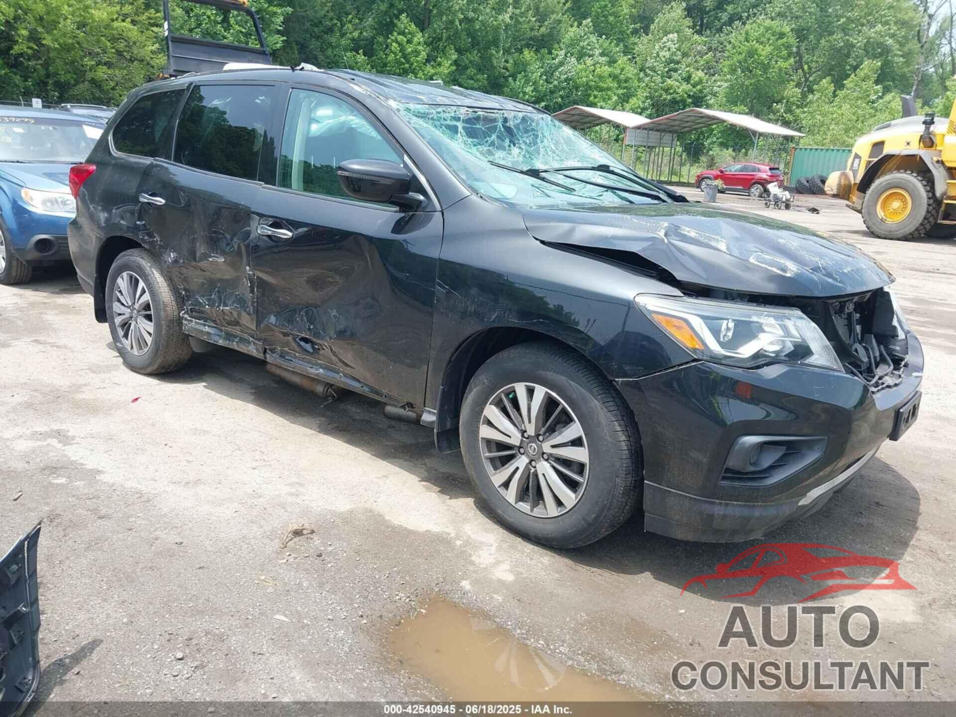 NISSAN PATHFINDER 2018 - 5N1DR2MM9JC638579