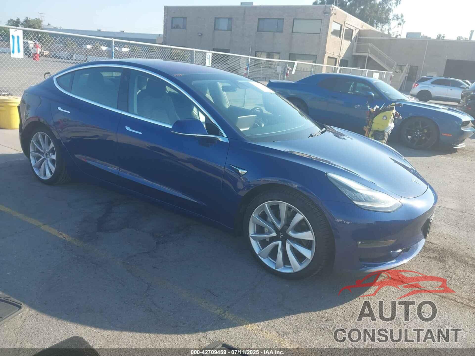 TESLA MODEL 3 2019 - 5YJ3E1EB0KF187386