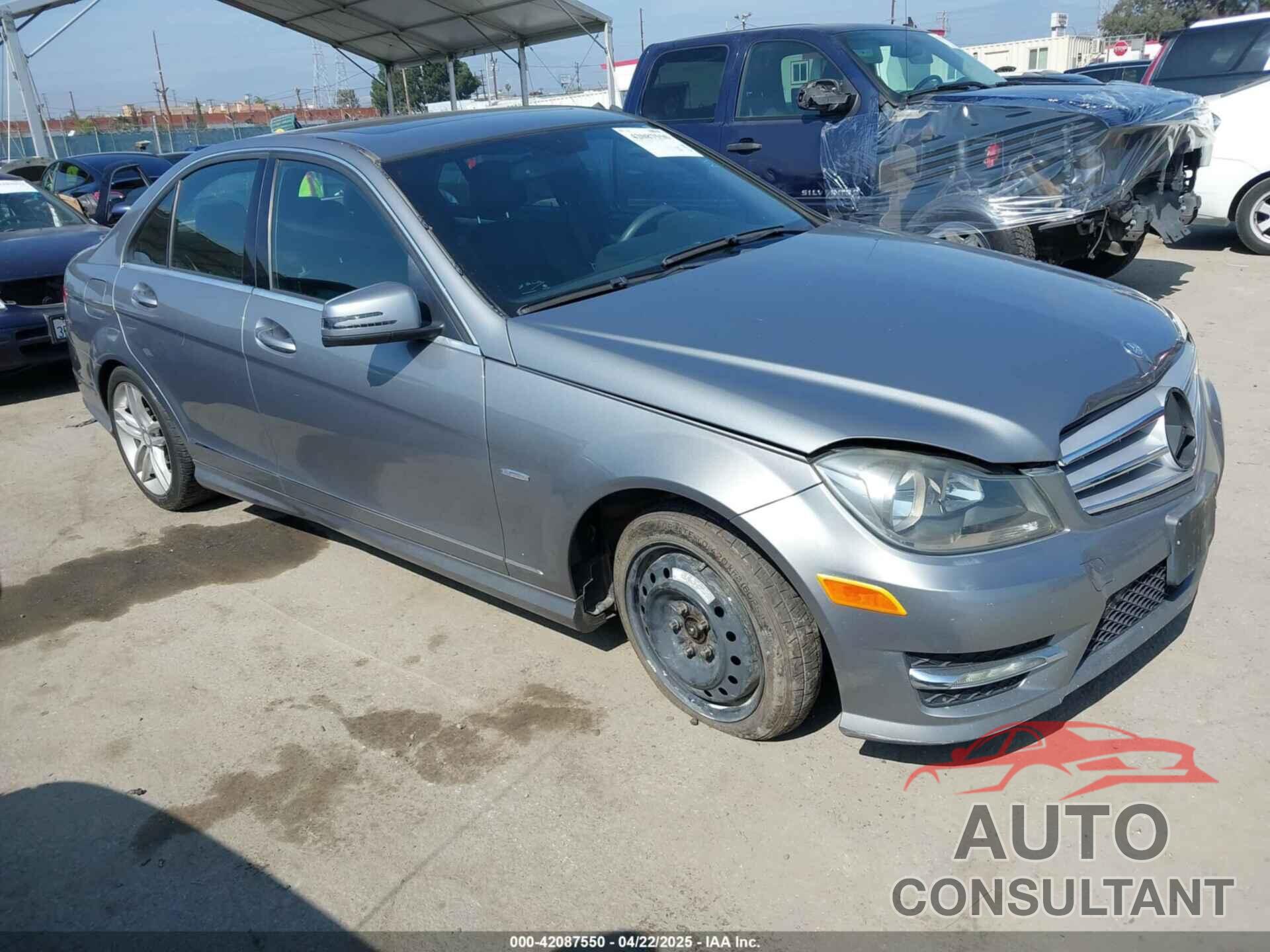 MERCEDES-BENZ C 250 2012 - WDDGF4HB2CA619424