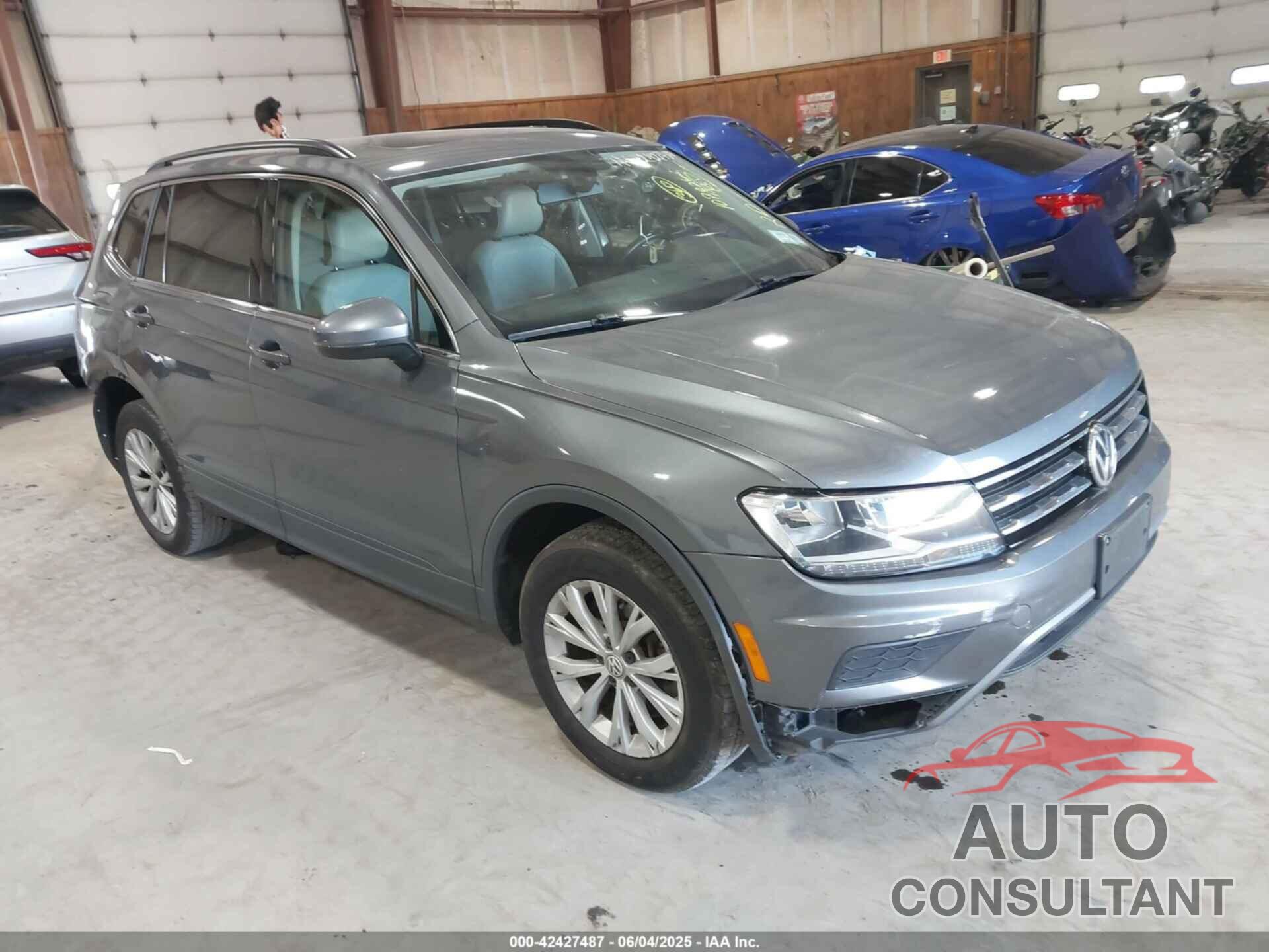 VOLKSWAGEN TIGUAN 2019 - 3VV2B7AX6KM056615