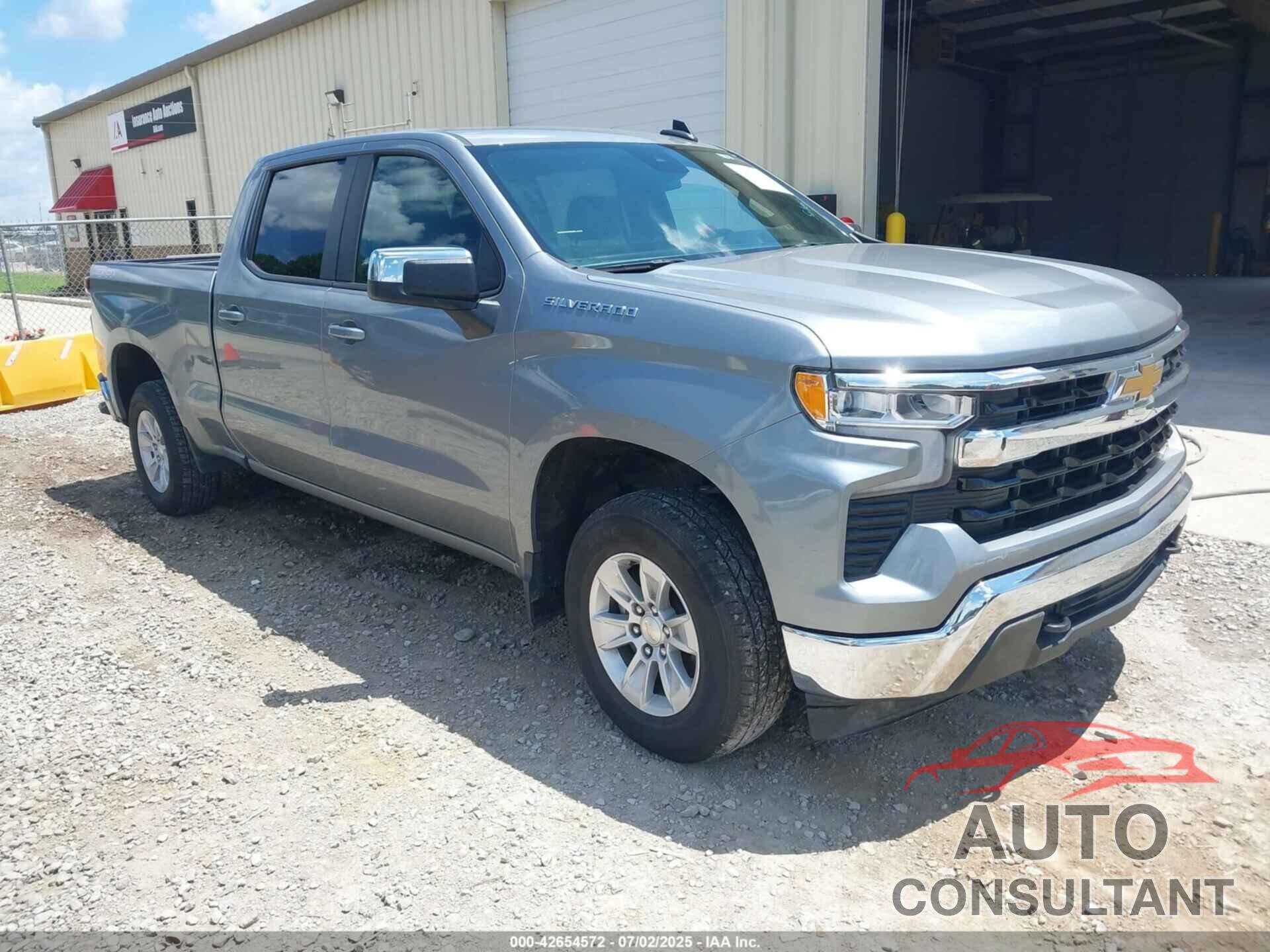 CHEVROLET SILVERADO 1500 2023 - 1GCPDDEK2PZ310032