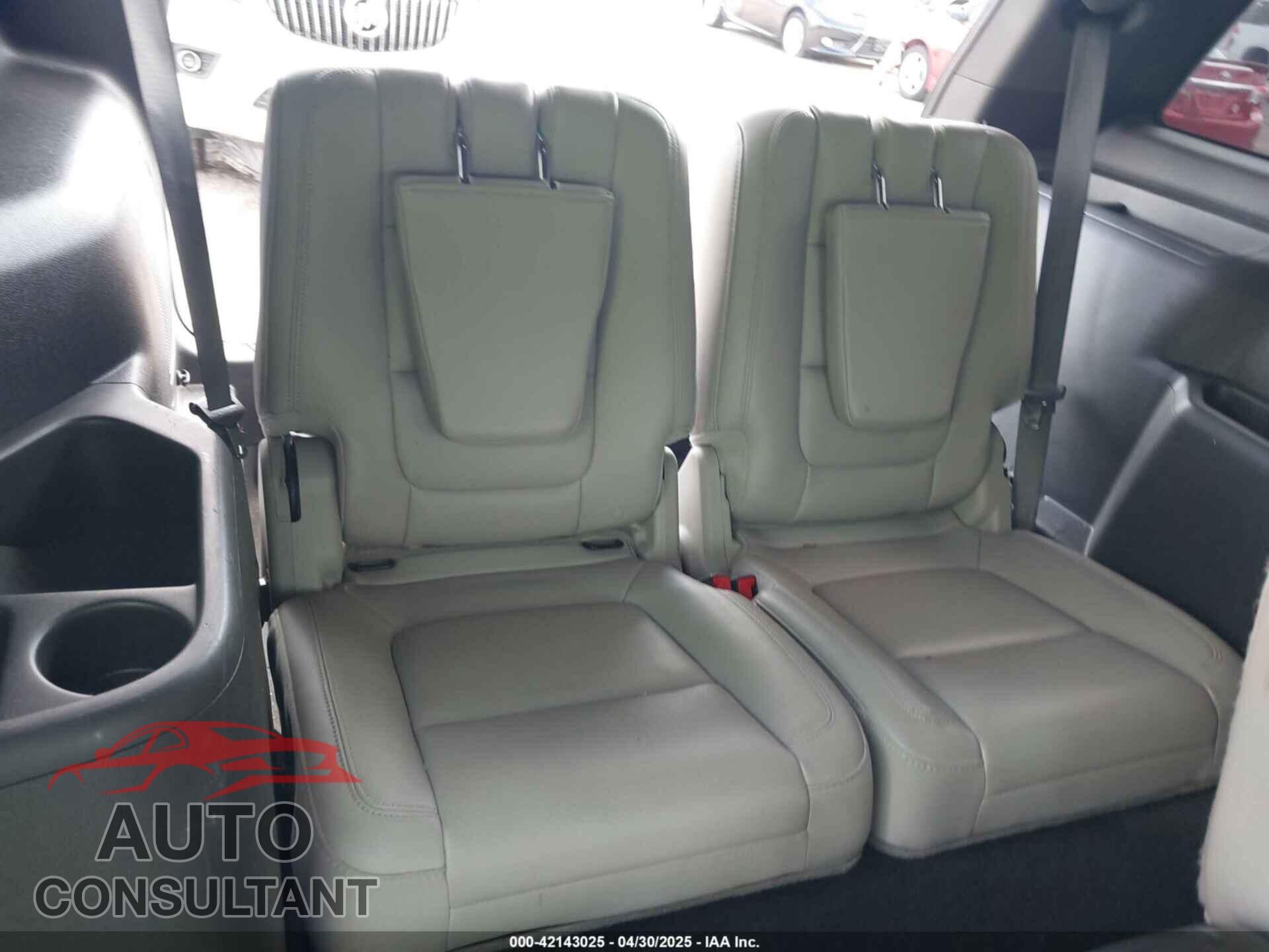 FORD EXPLORER 2012 - 1FMHK7F84CGA27907