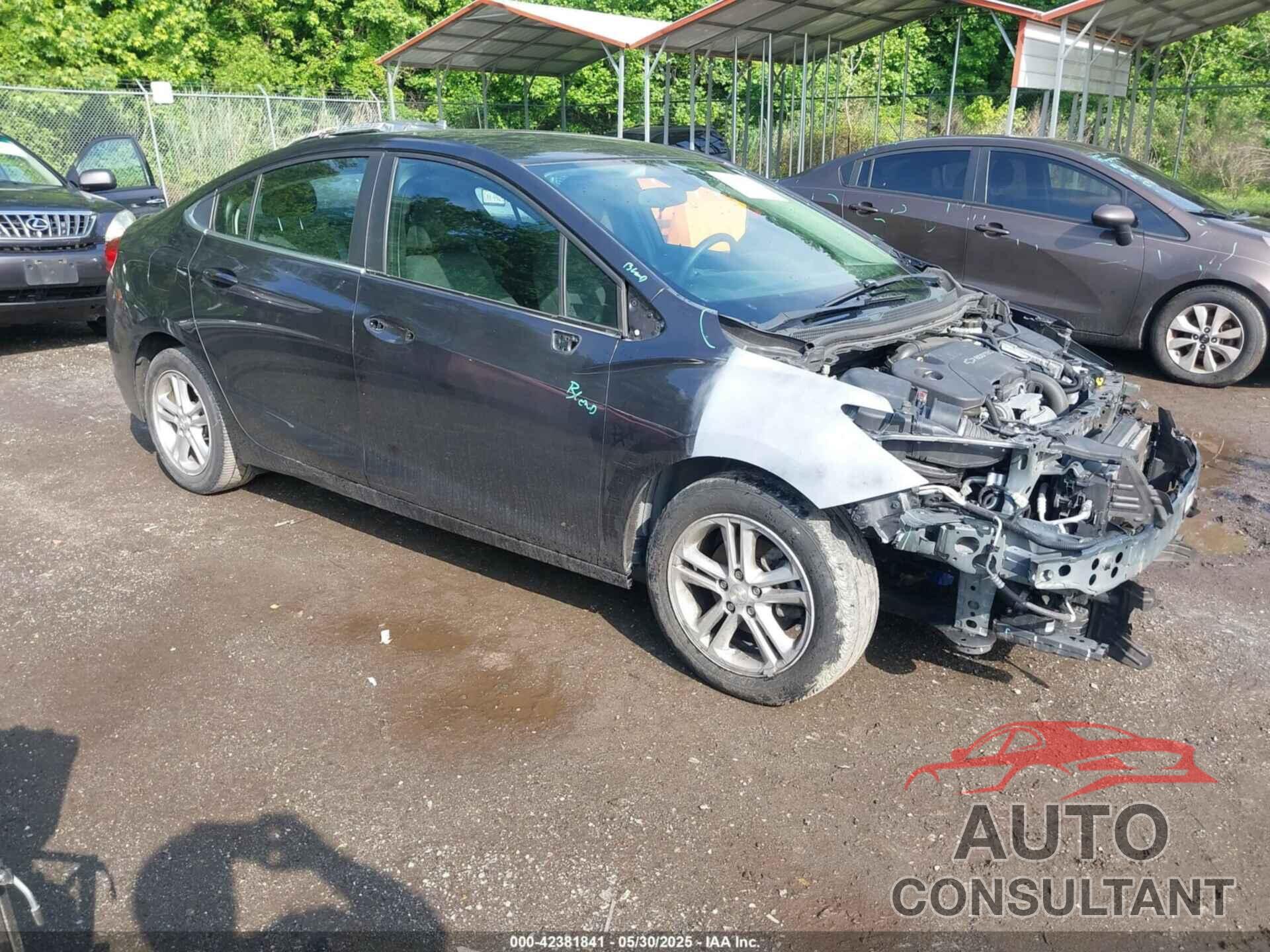 CHEVROLET CRUZE 2017 - 1G1BE5SM3H7242901