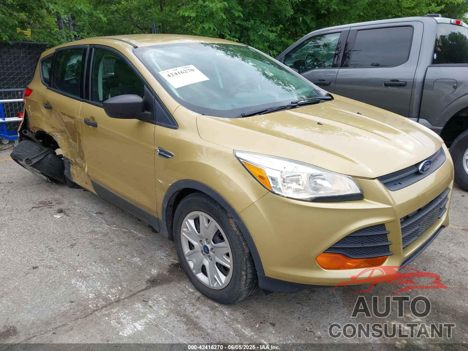 FORD ESCAPE 2015 - 1FMCU0F78FUA42354