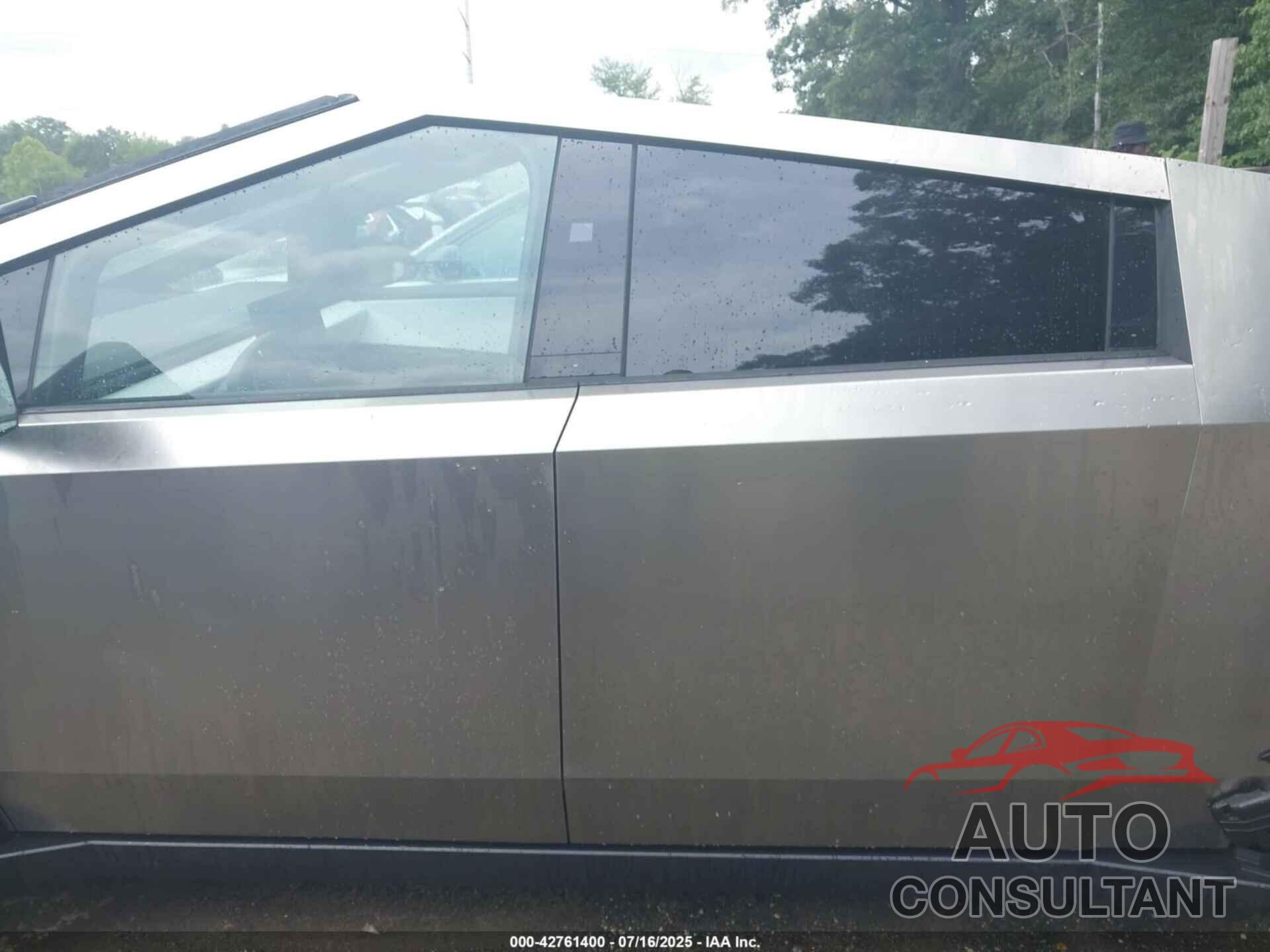 TESLA CYBERTRUCK 2024 - 7G2CEHED5RA007852
