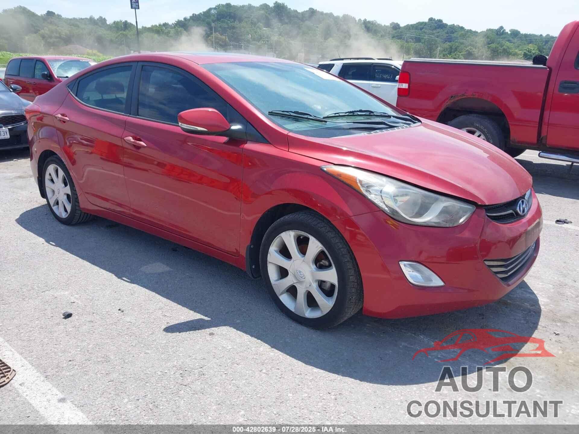 HYUNDAI ELANTRA 2013 - KMHDH4AE7DU513820