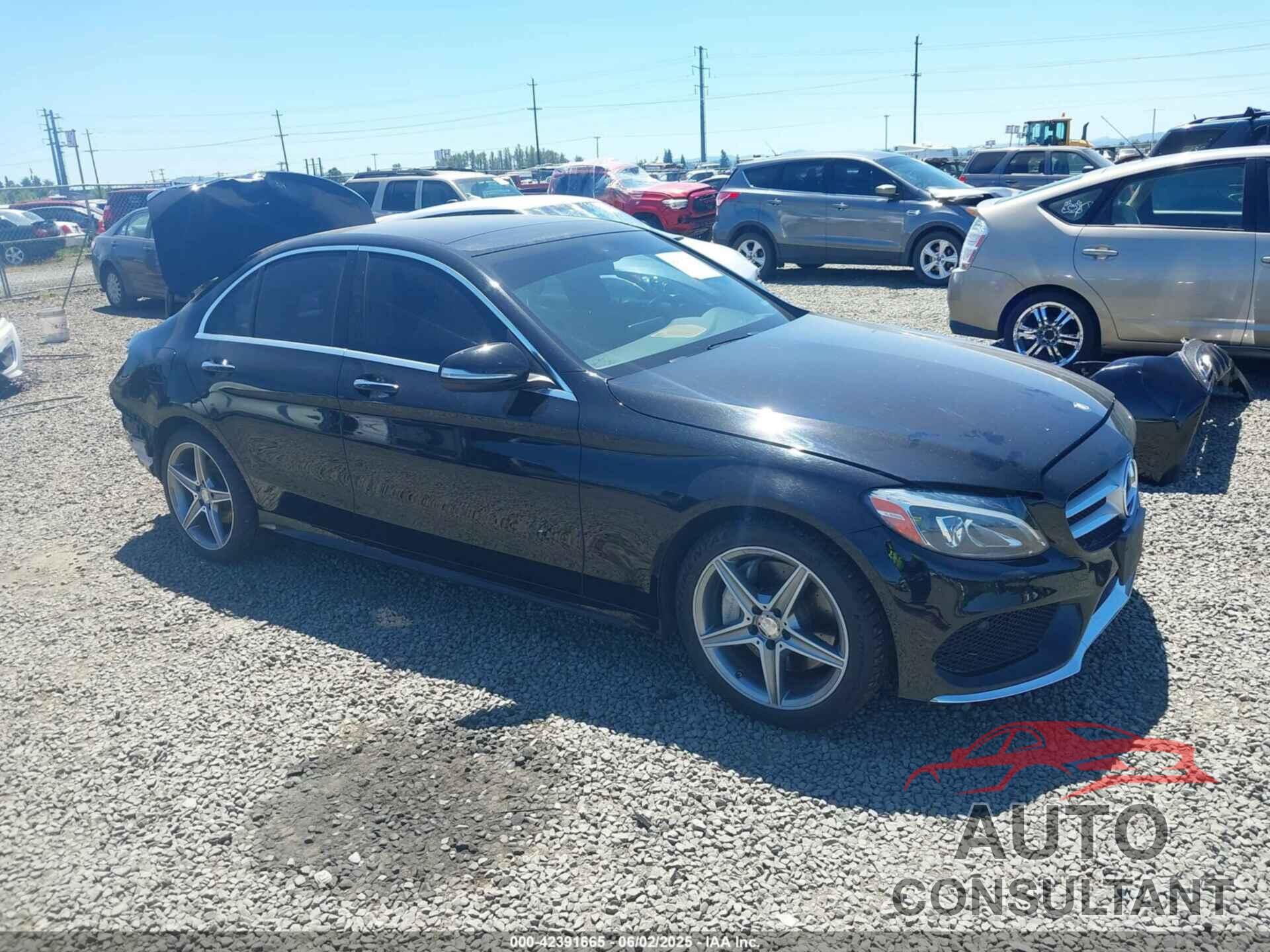 MERCEDES-BENZ C 300 2015 - 55SWF4KB8FU011691