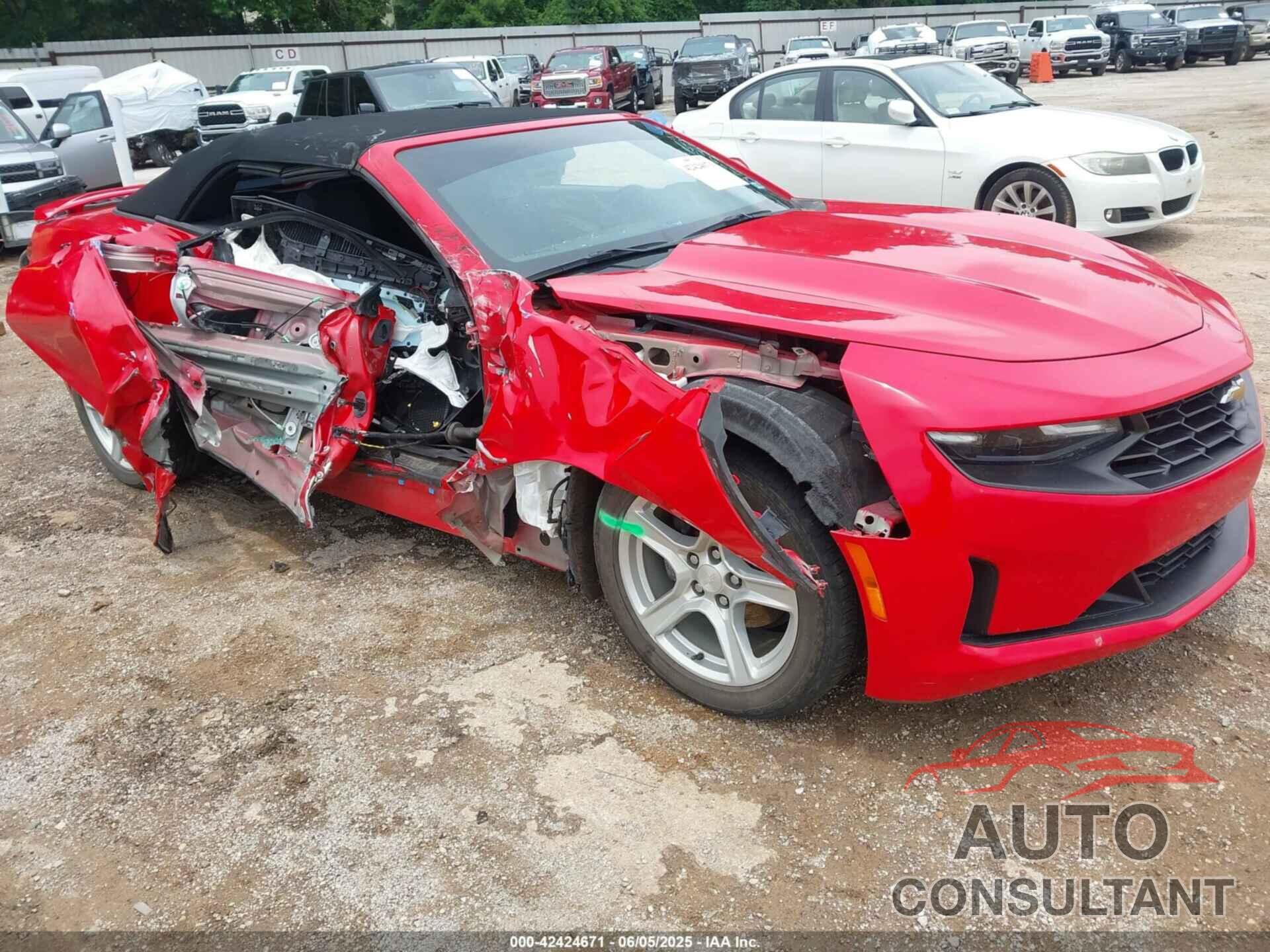CHEVROLET CAMARO 2019 - 1G1FB3DS4K0124091