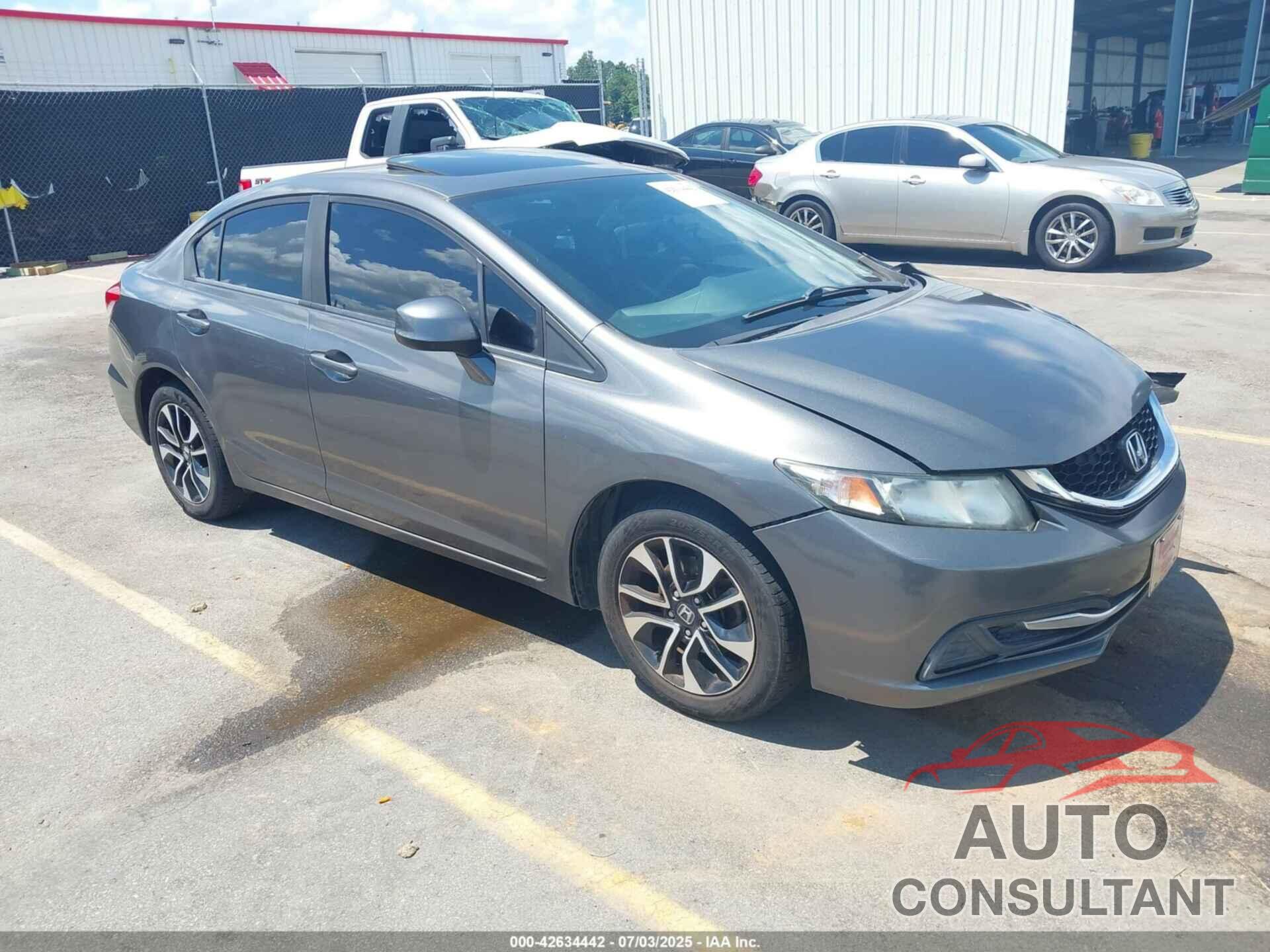 HONDA CIVIC 2013 - 2HGFB2F83DH515543