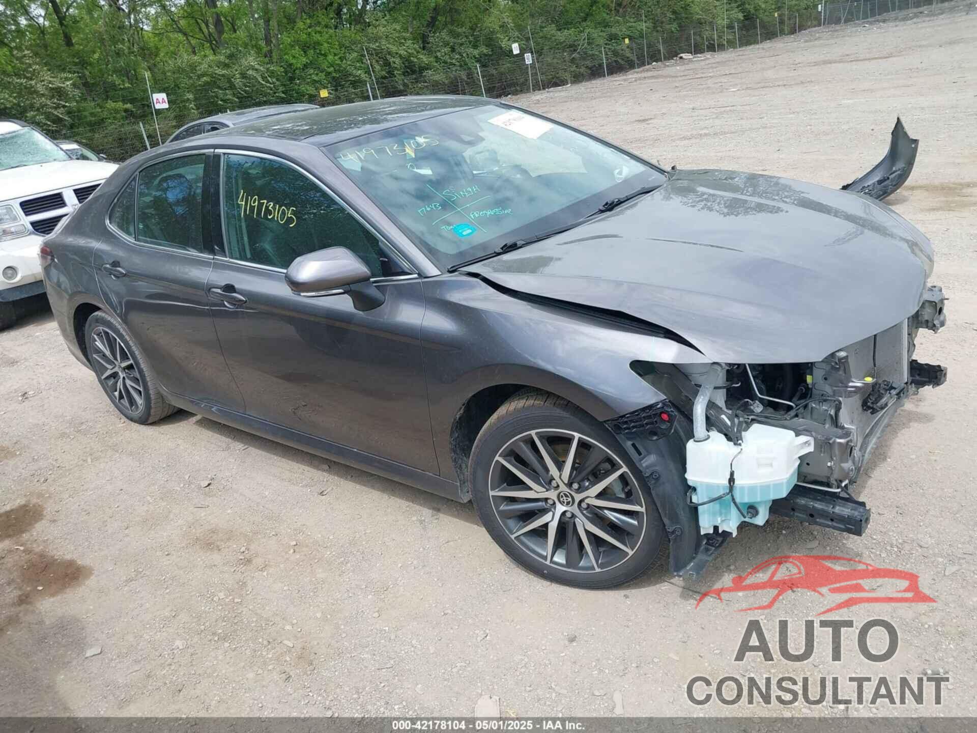 TOYOTA CAMRY 2022 - 4T1F11BK9NU052041