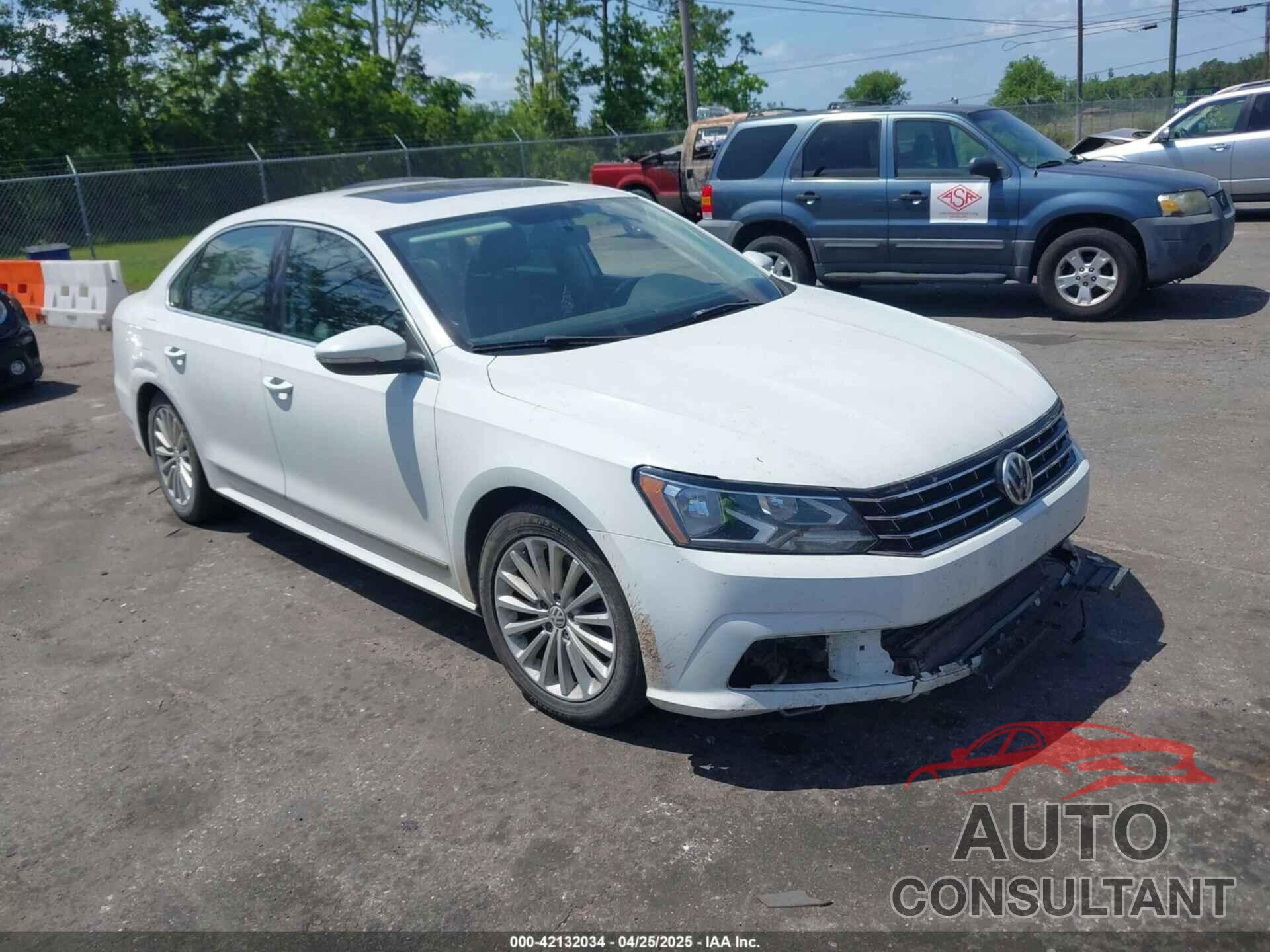 VOLKSWAGEN PASSAT 2017 - 1VWBT7A38HC019341