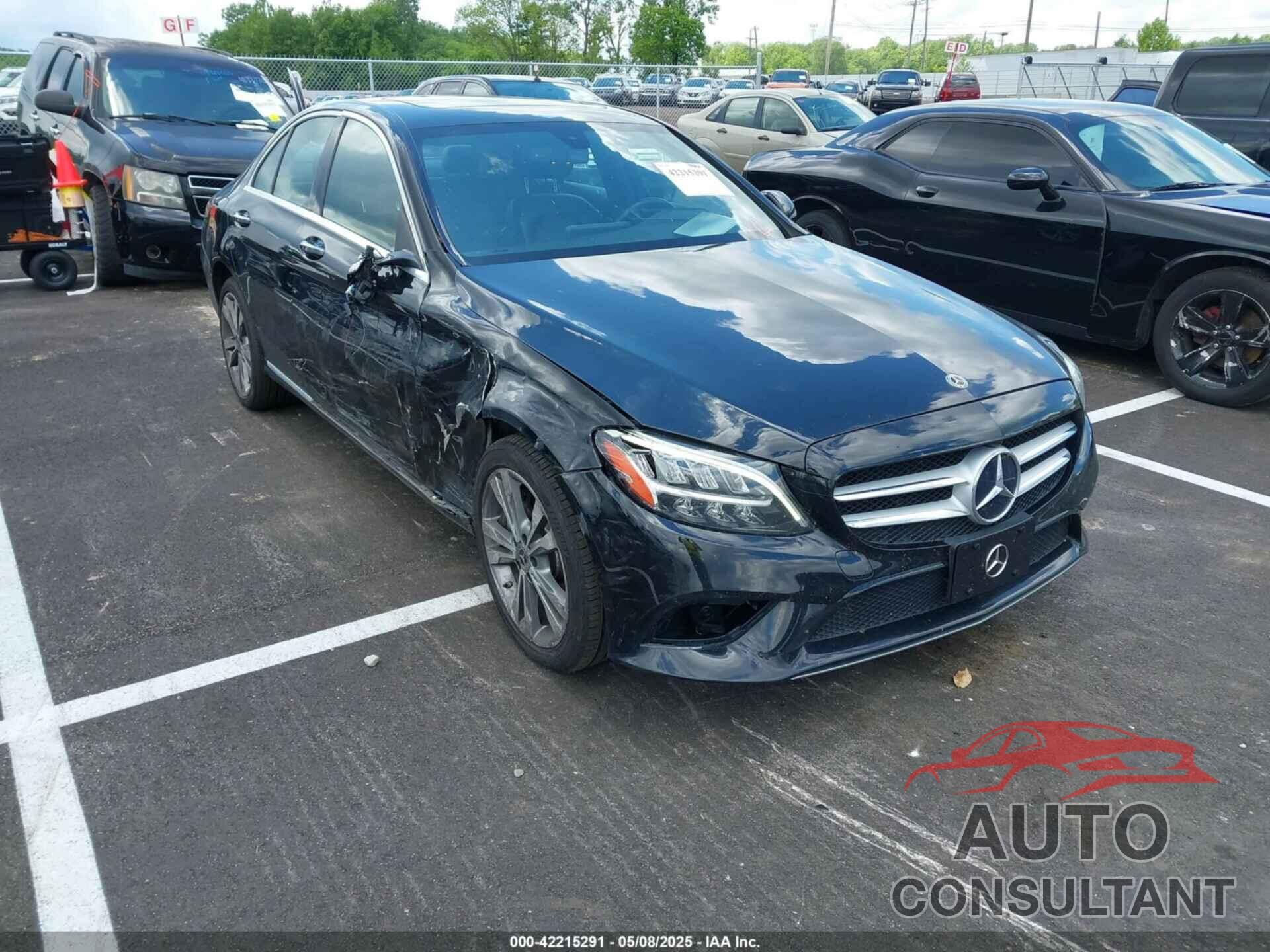MERCEDES-BENZ C 300 2019 - 55SWF8EB4KU303738