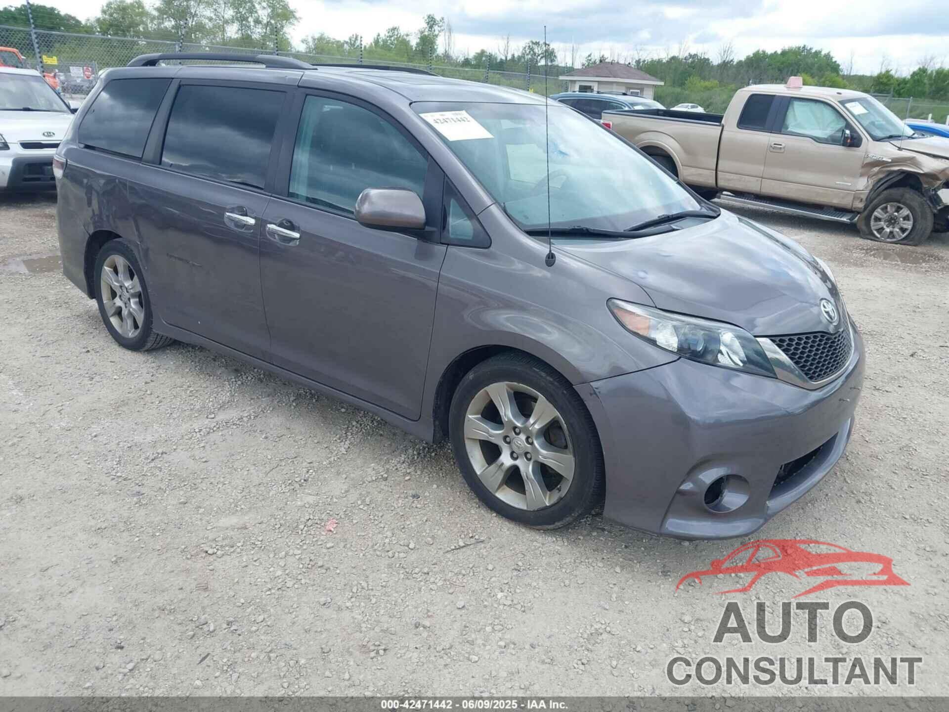 TOYOTA SIENNA 2013 - 5TDXK3DC4DS362835