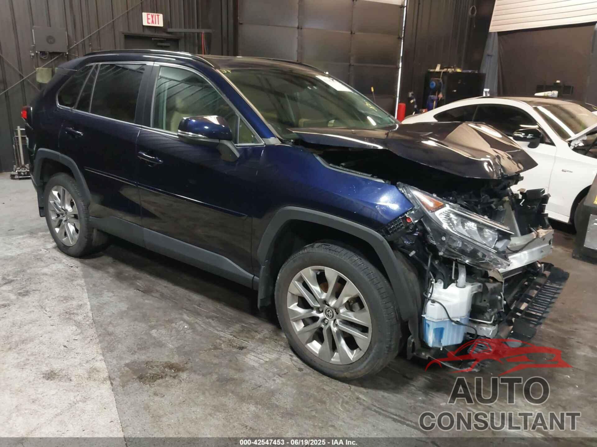 TOYOTA RAV4 2021 - 2T3A1RFV5MW220986