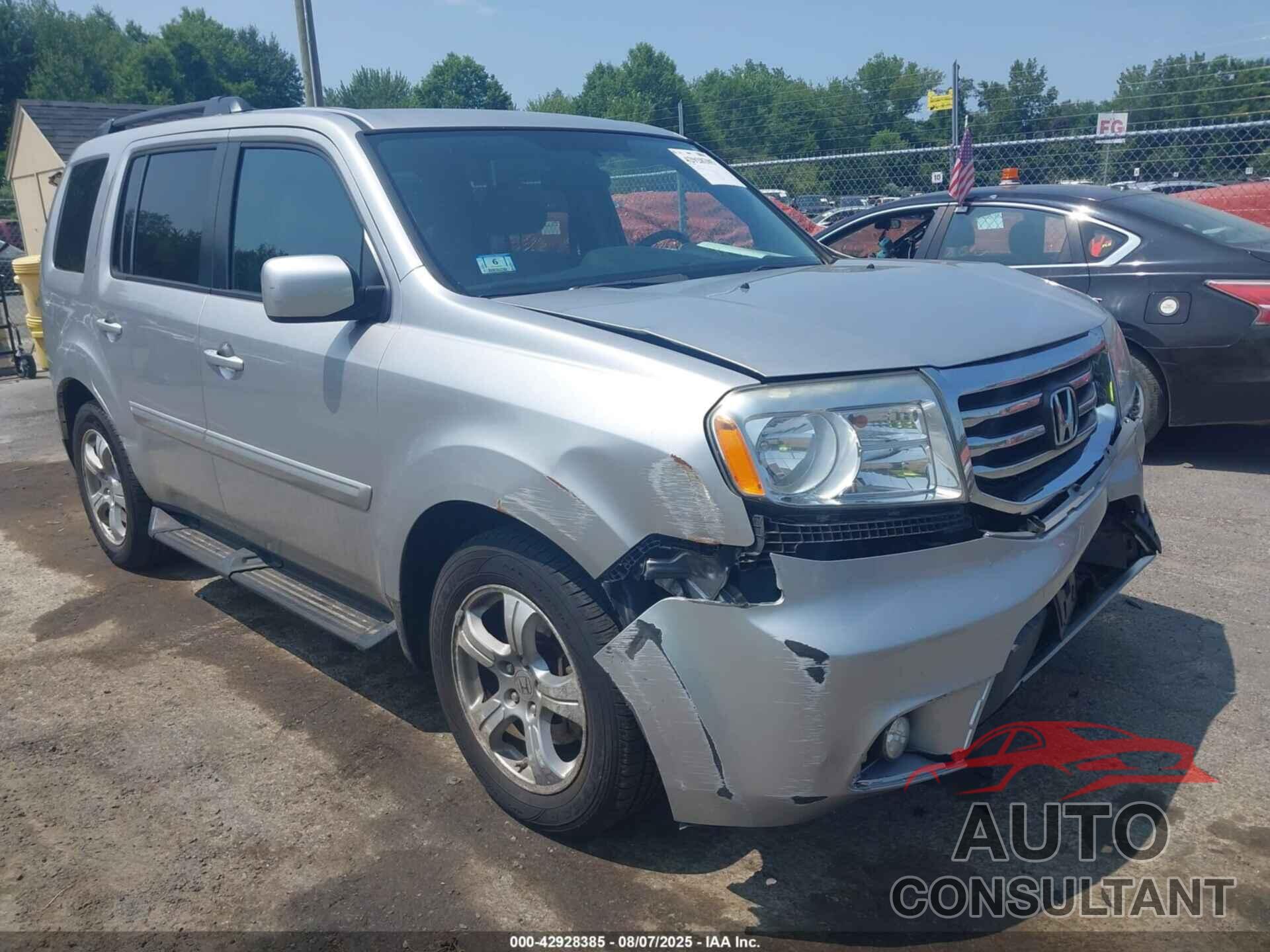 HONDA PILOT 2015 - 5FNYF4H48FB042569