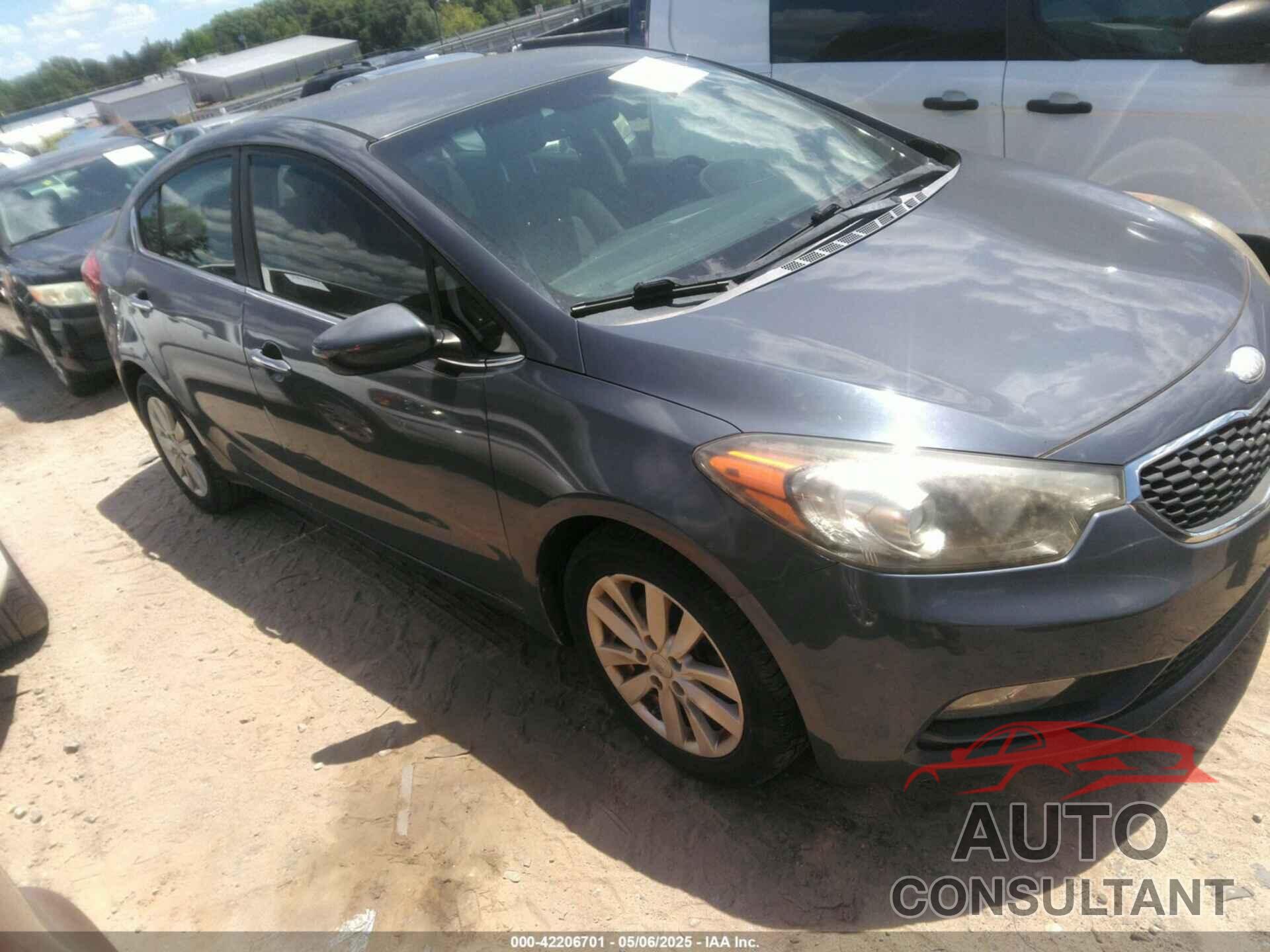 KIA FORTE 2014 - KNAFX4A84E5053843