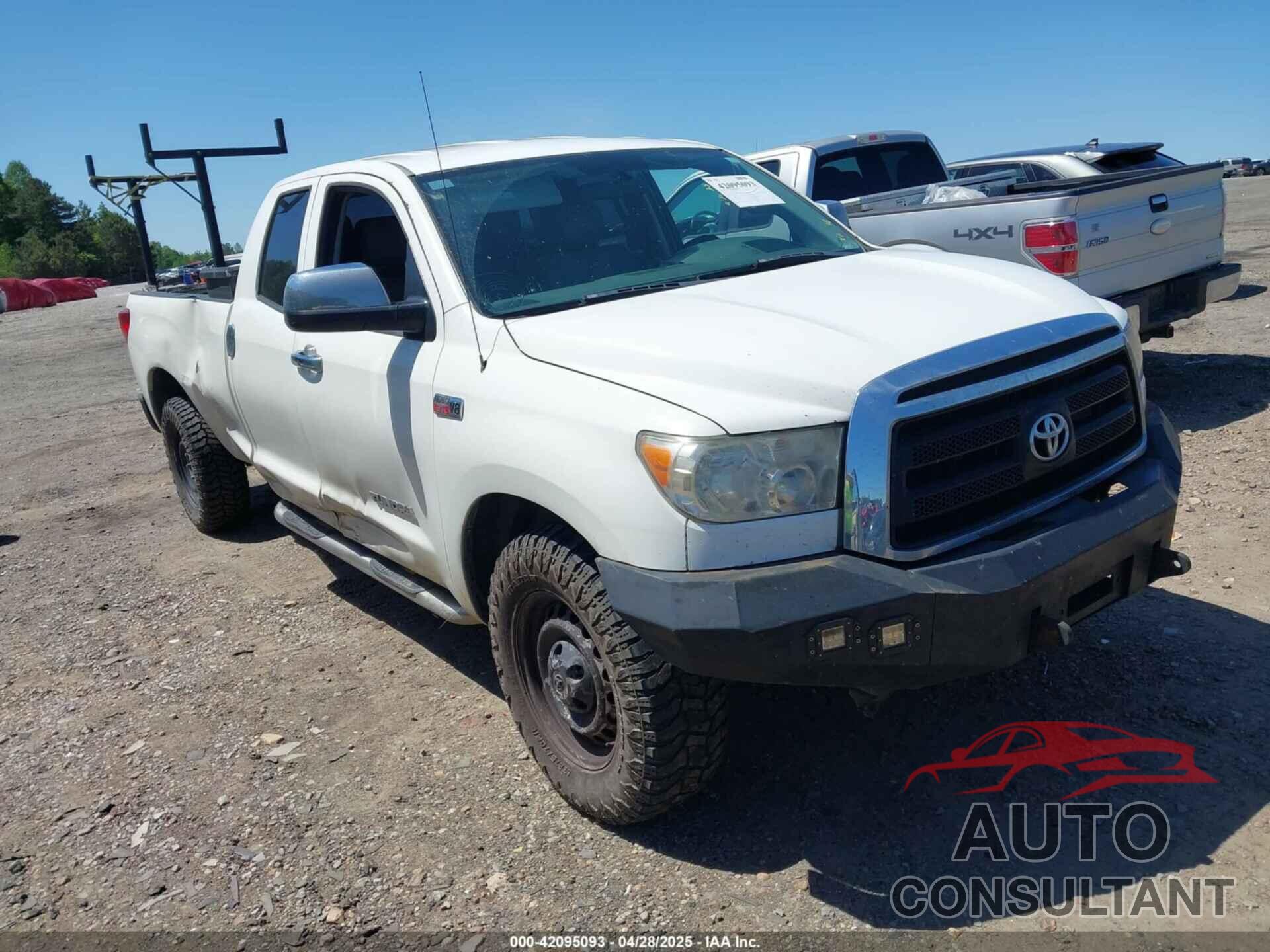 TOYOTA TUNDRA 2011 - 5TFTY5F17BX007055