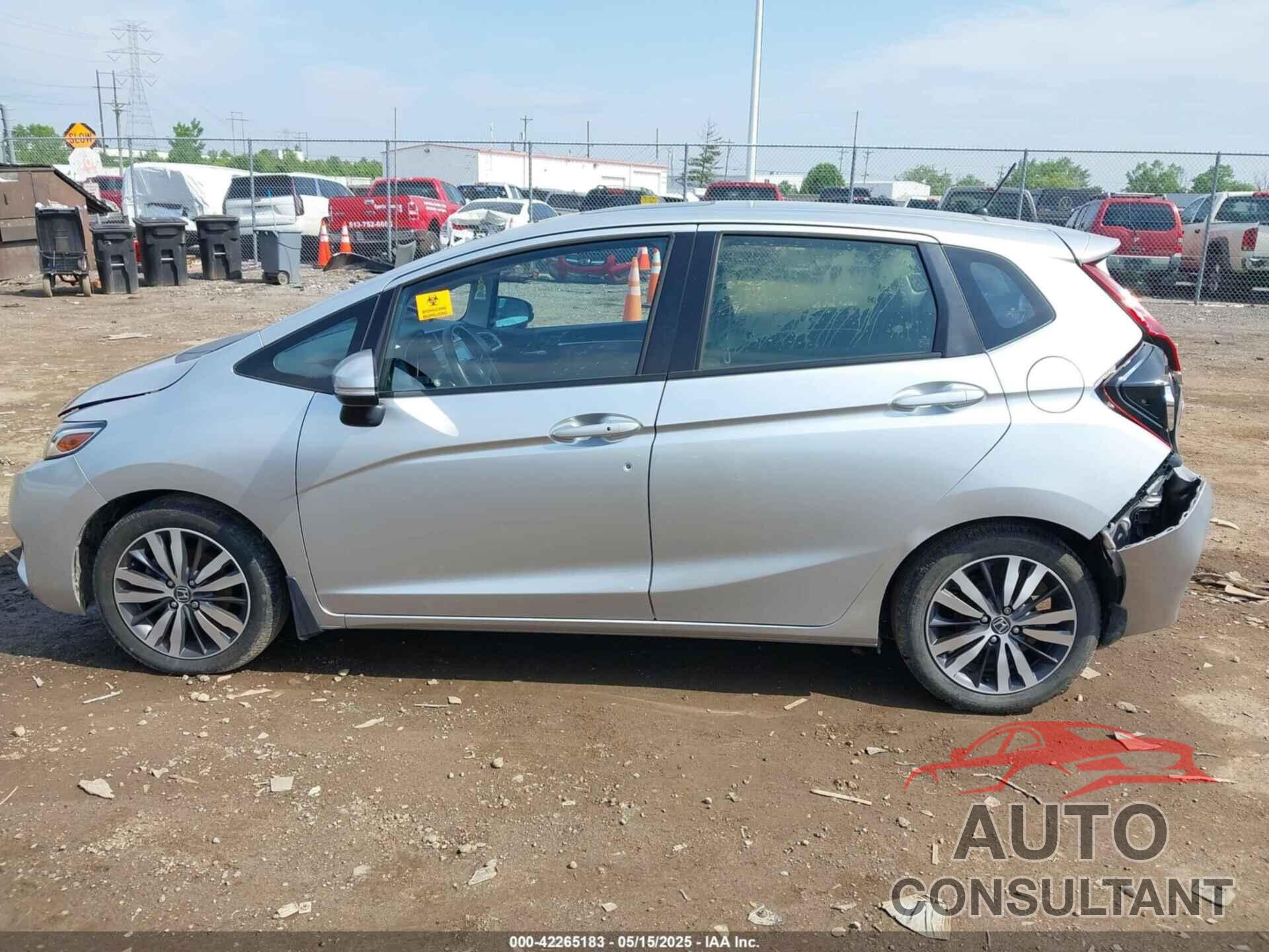 HONDA FIT 2016 - JHMGK5H7XGX014530