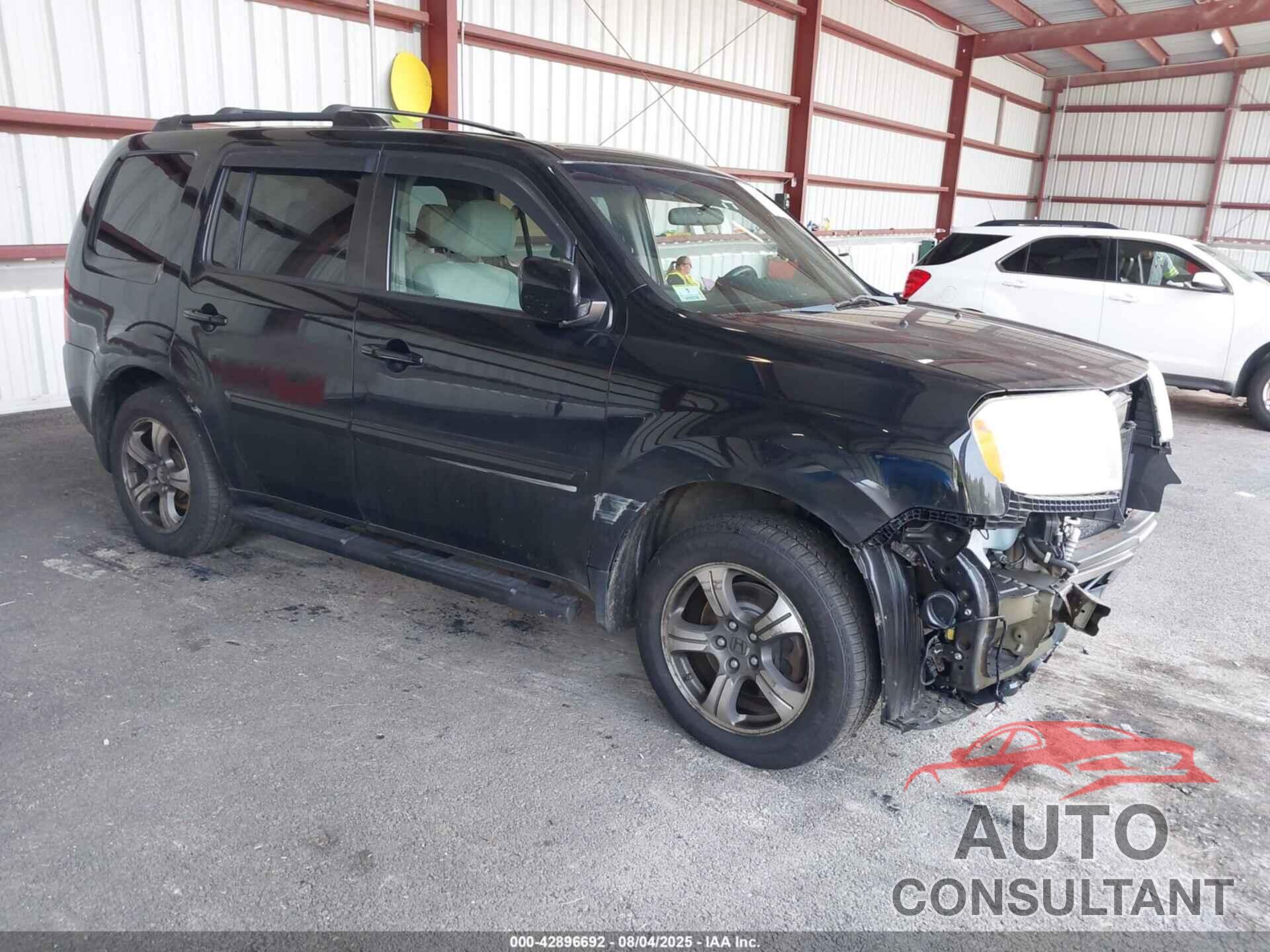 HONDA PILOT 2015 - 5FNYF4H33FB048111