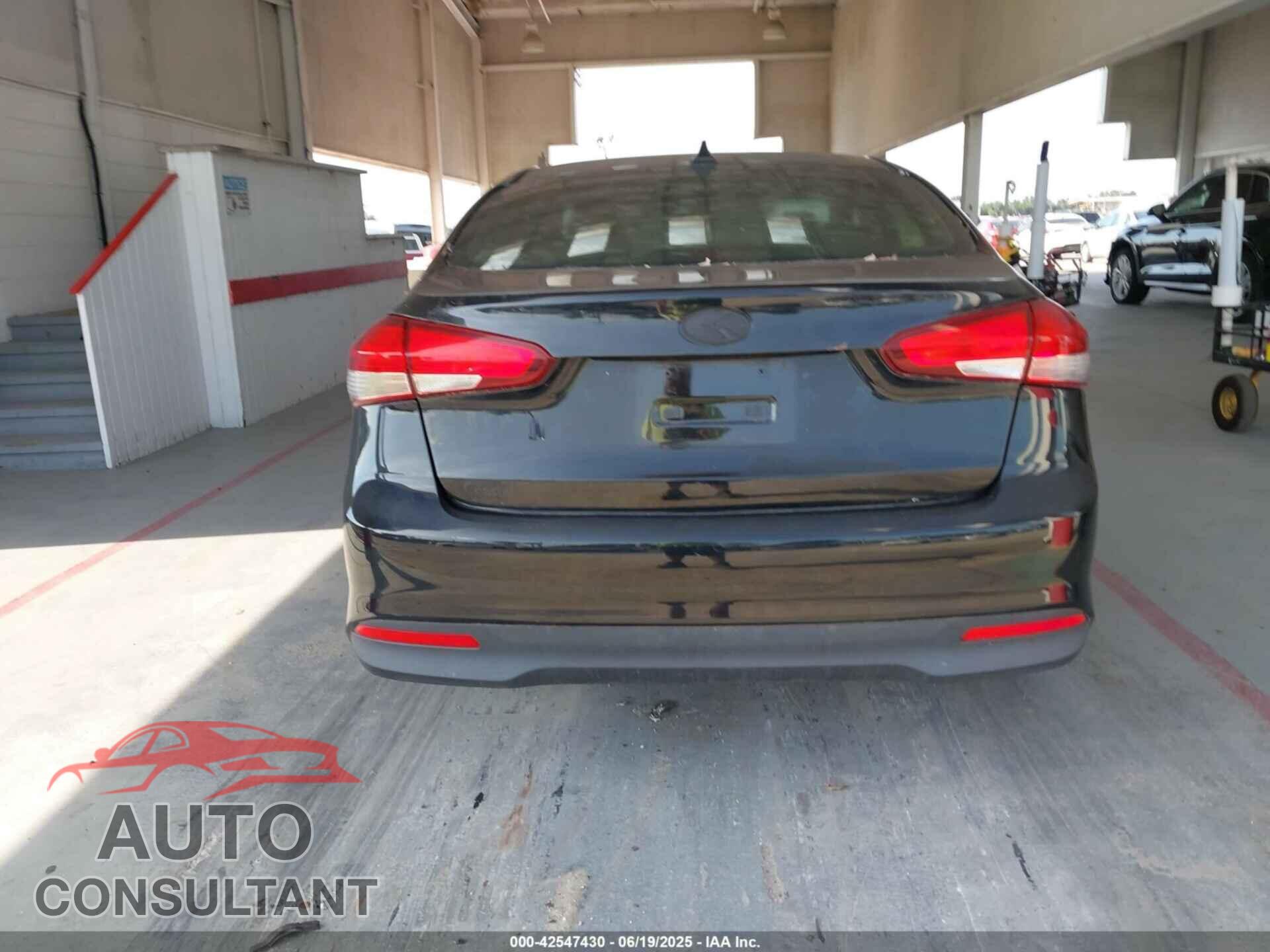 KIA FORTE 2017 - 3KPFK4A74HE036218