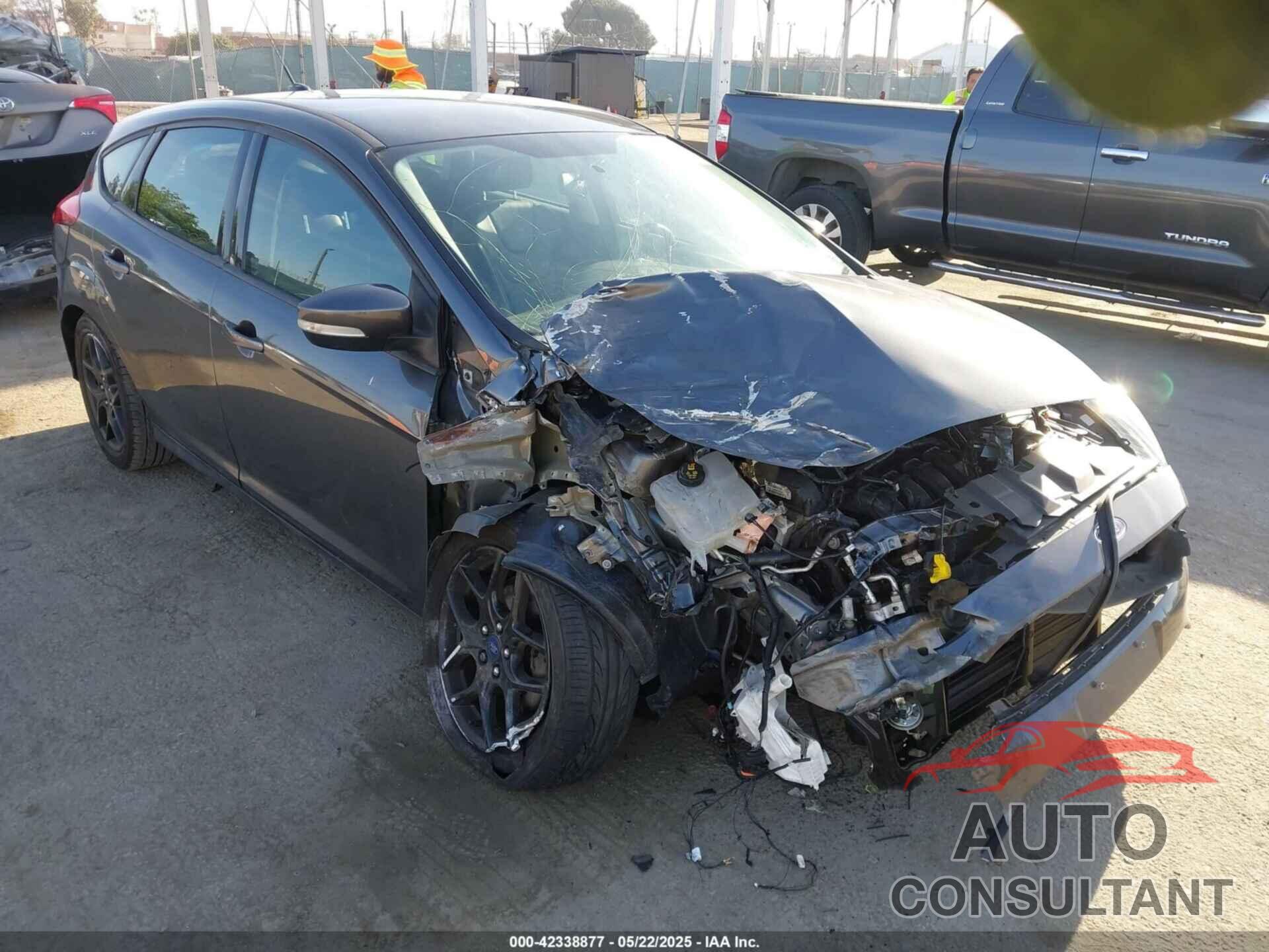 FORD FOCUS 2016 - 1FADP3K20GL407103