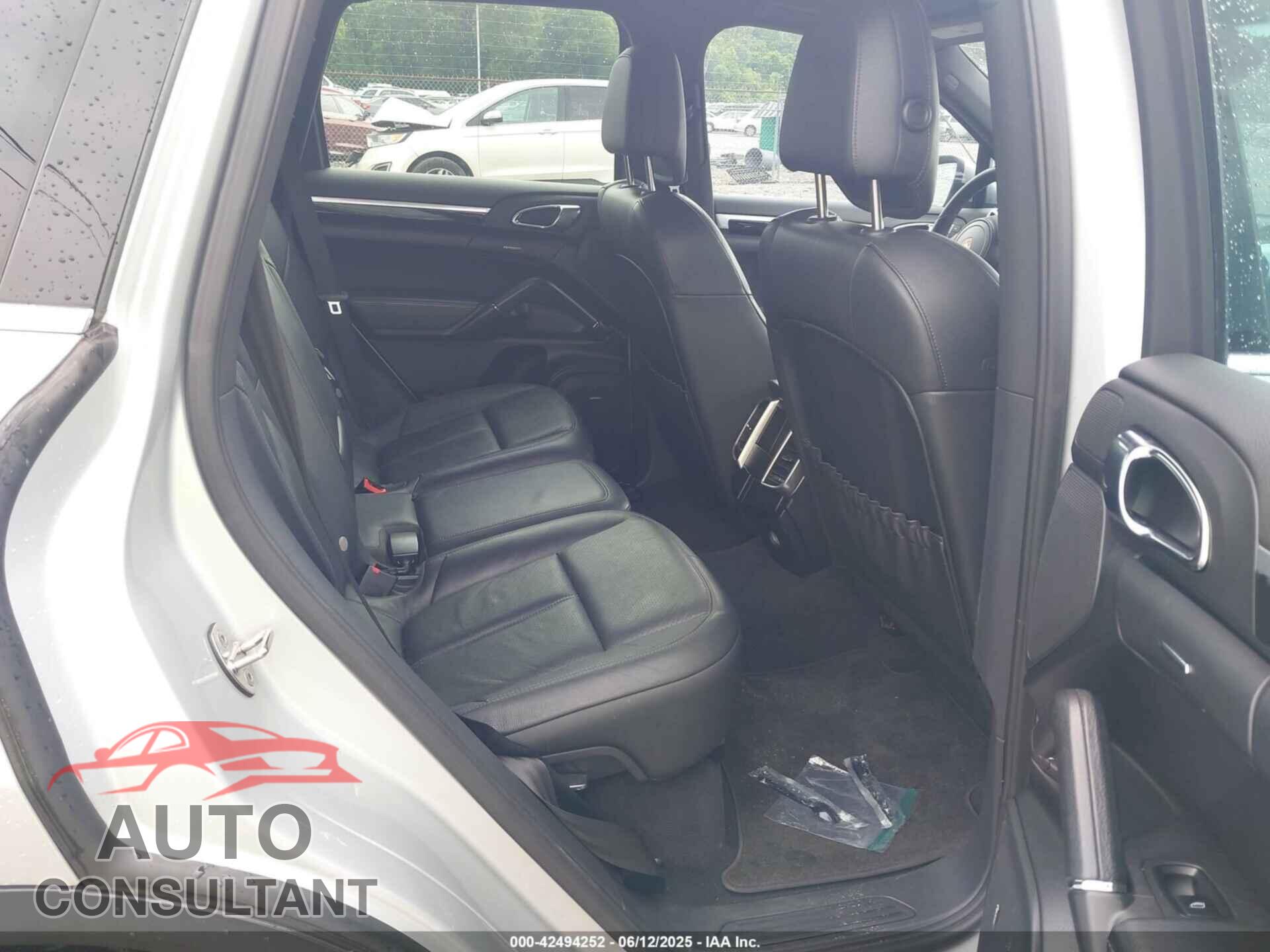 PORSCHE CAYENNE 2013 - WP1AA2A2XDLA04623