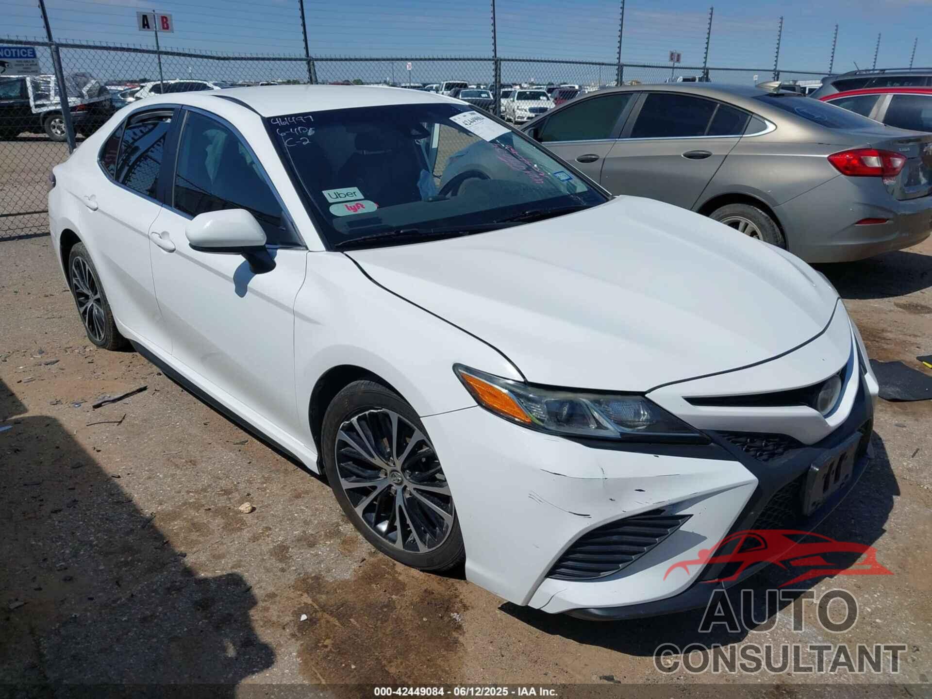 TOYOTA CAMRY 2020 - 4T1G11AK5LU881885