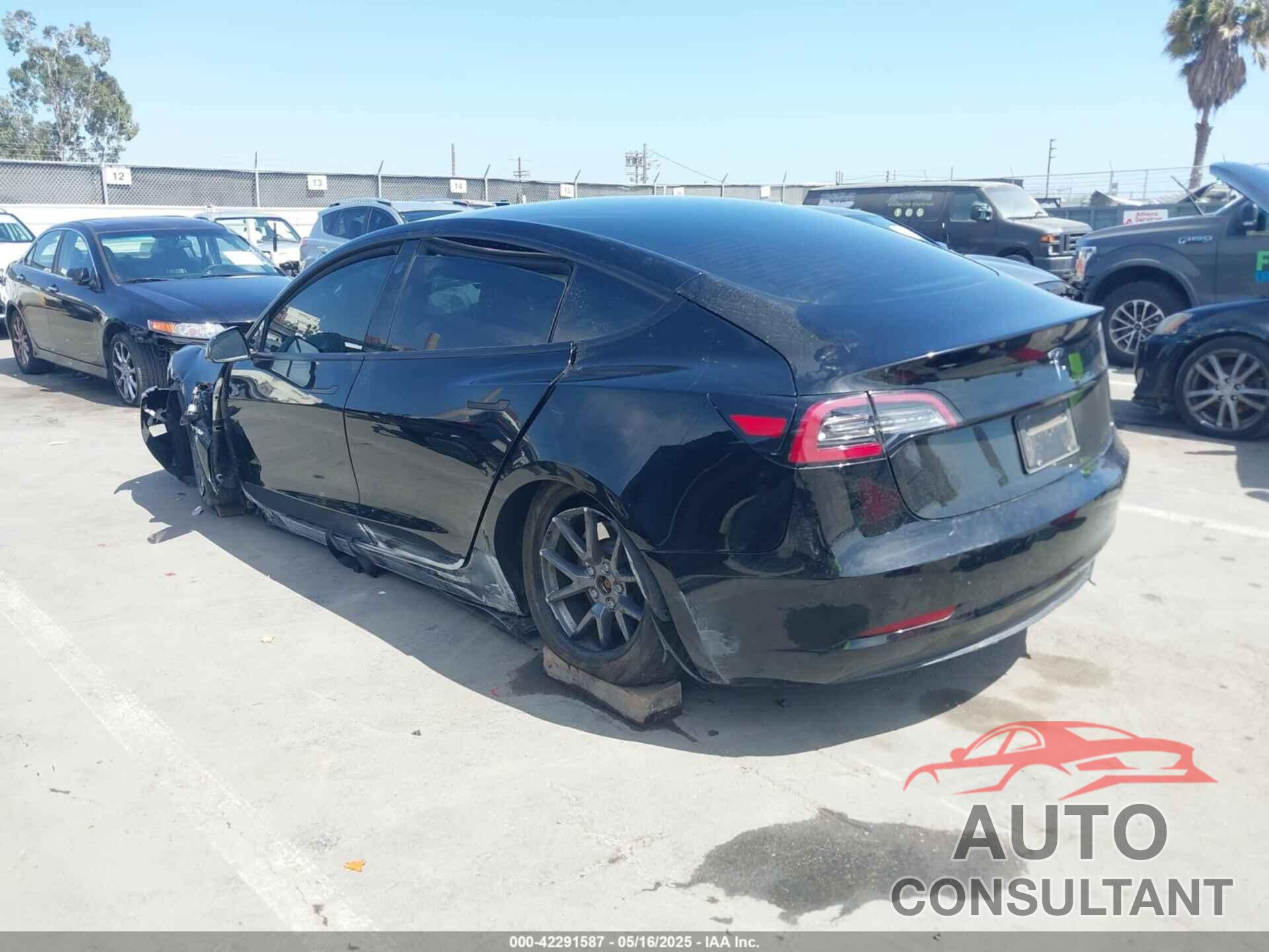 TESLA MODEL 3 2023 - 5YJ3E1EA3PF462120