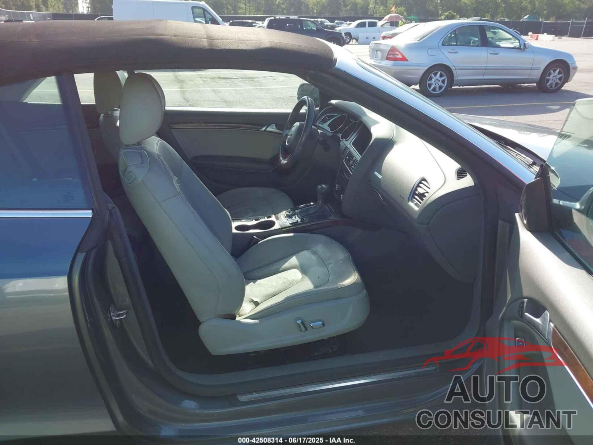 AUDI A5 2013 - WAULFAFH5DN009944