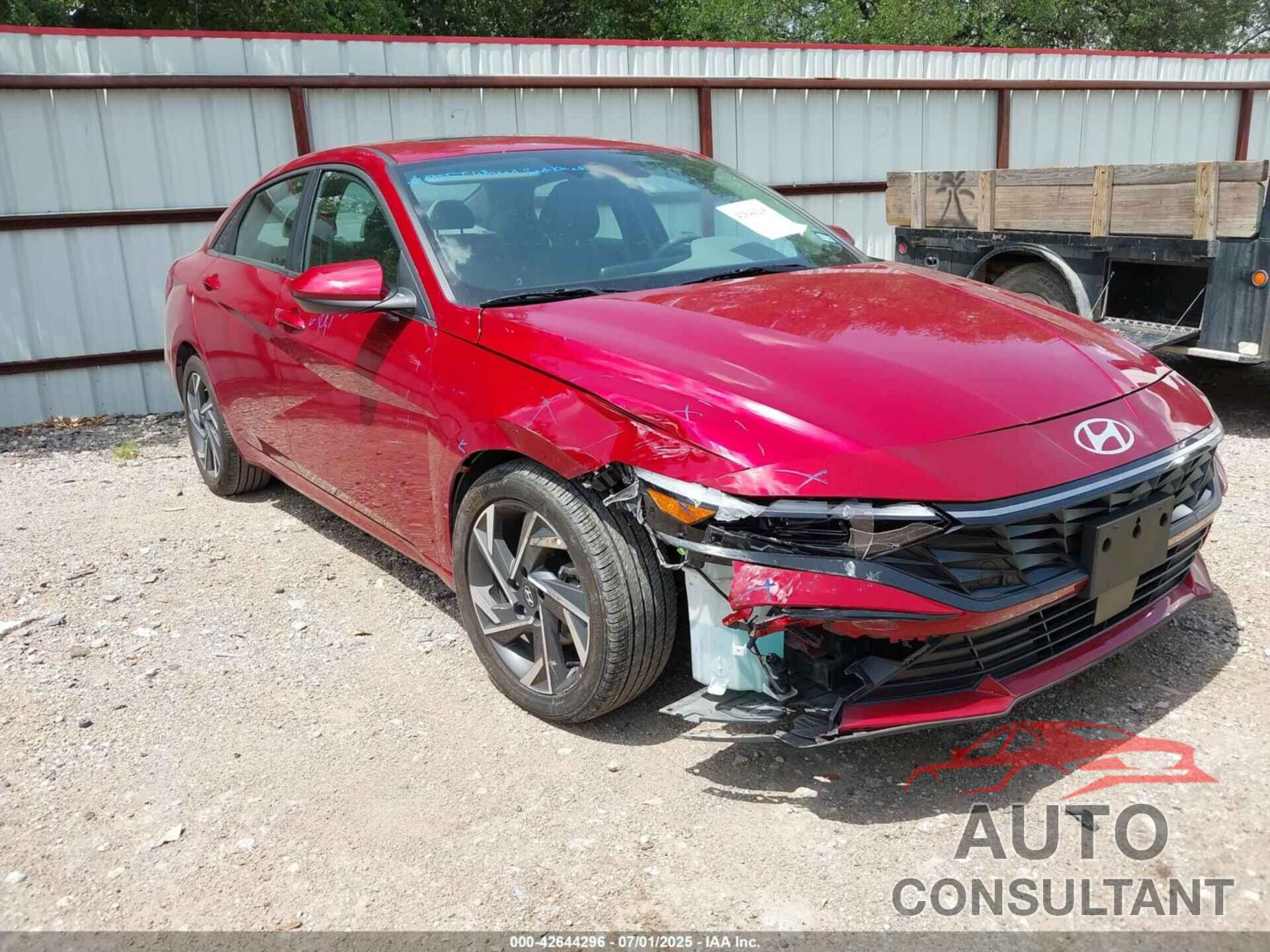HYUNDAI ELANTRA 2025 - KMHLS4DG5SU880271