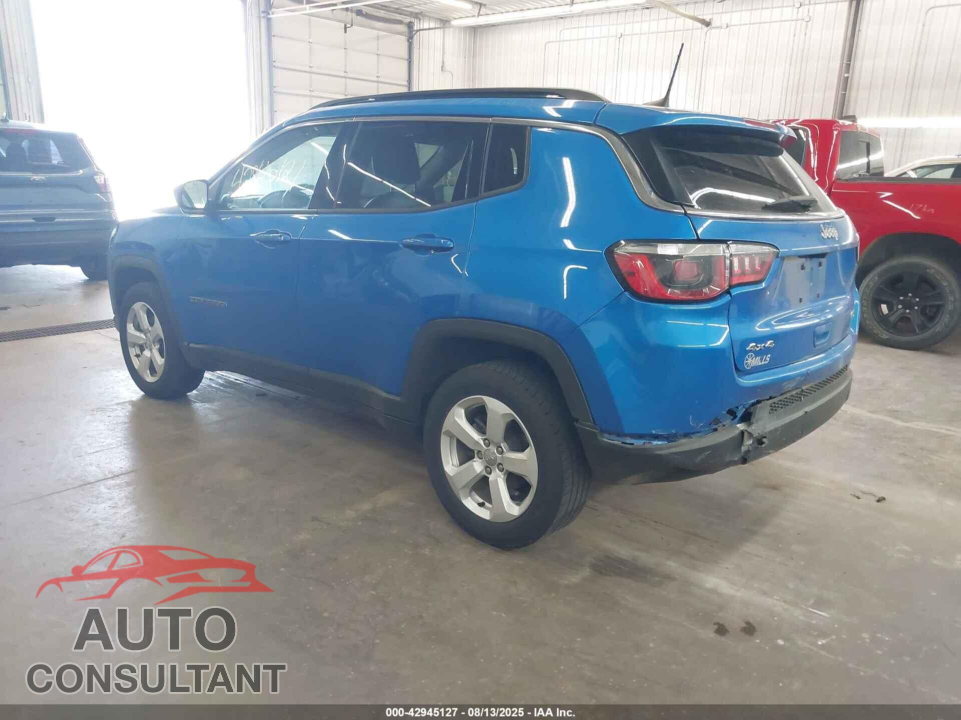 JEEP COMPASS 2018 - 3C4NJDBB0JT139221