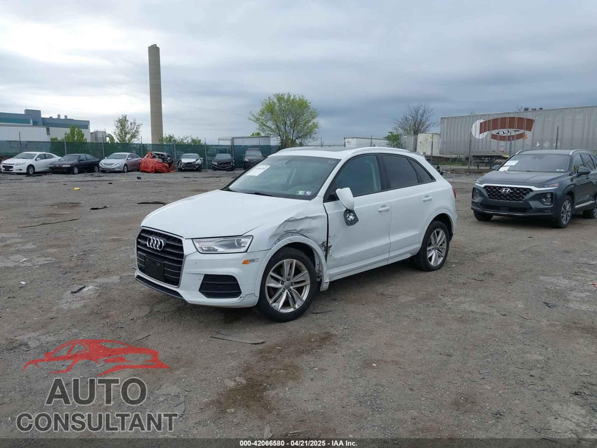 AUDI Q3 2017 - WA1ECCFS7HR007729
