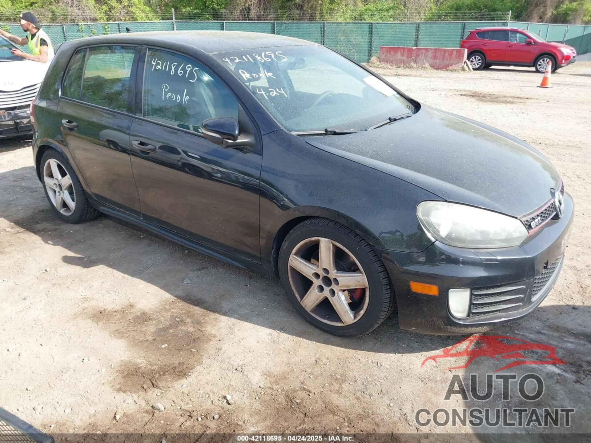 VOLKSWAGEN GTI 2010 - WVWGD7AJ7AW232578