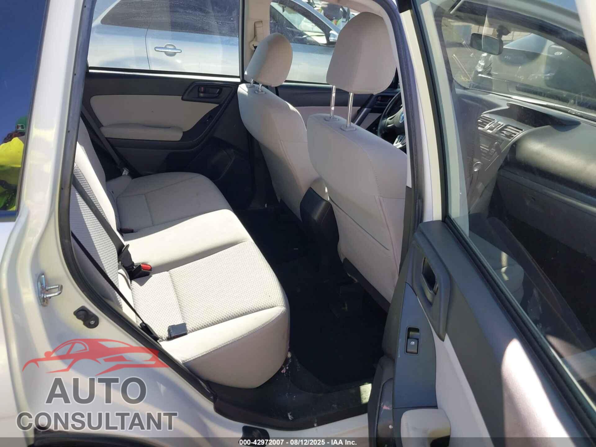 SUBARU FORESTER 2015 - JF2SJAAC3FH831704