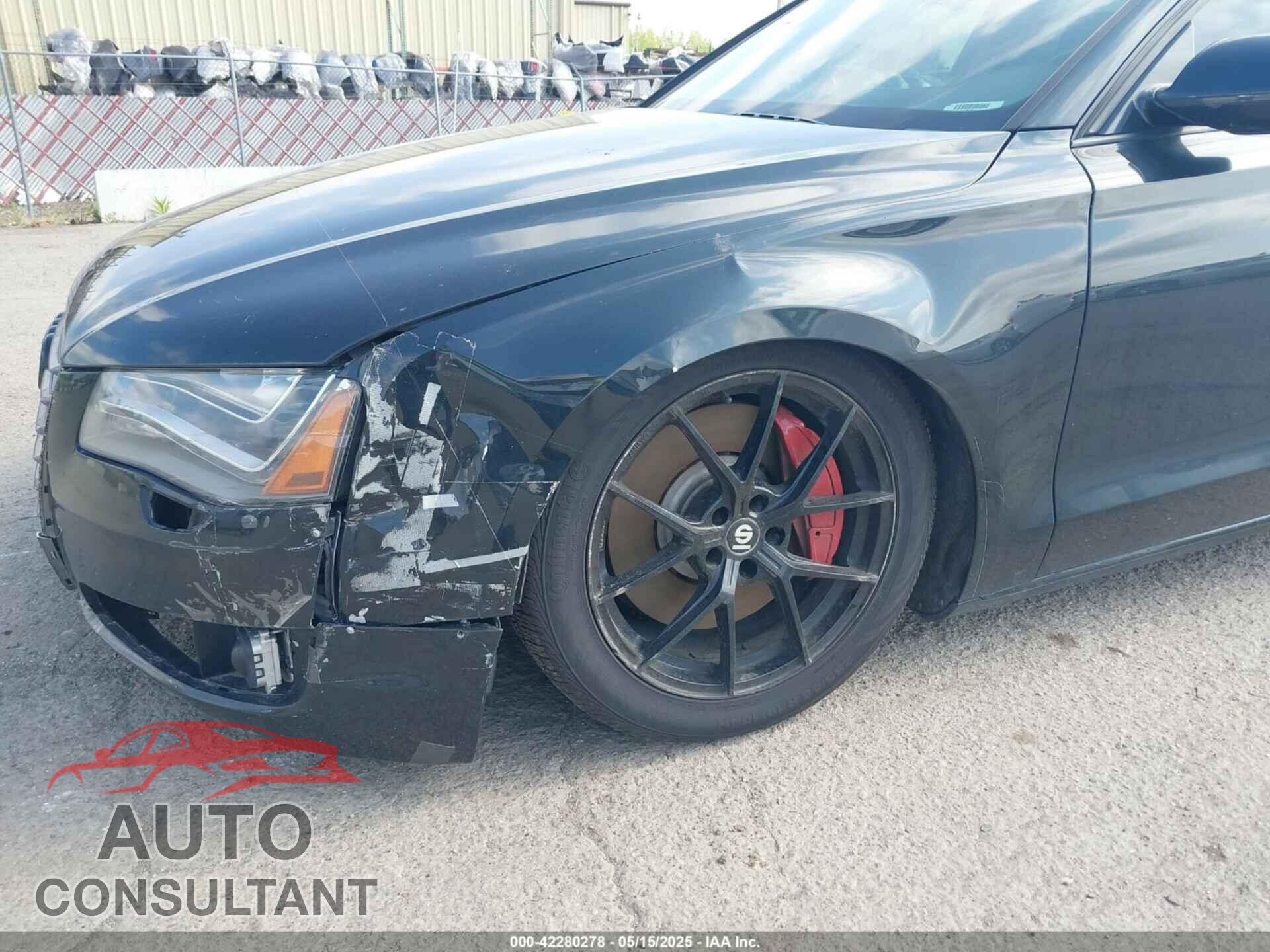 AUDI A8 L 2012 - WAURVAFD7CN004124