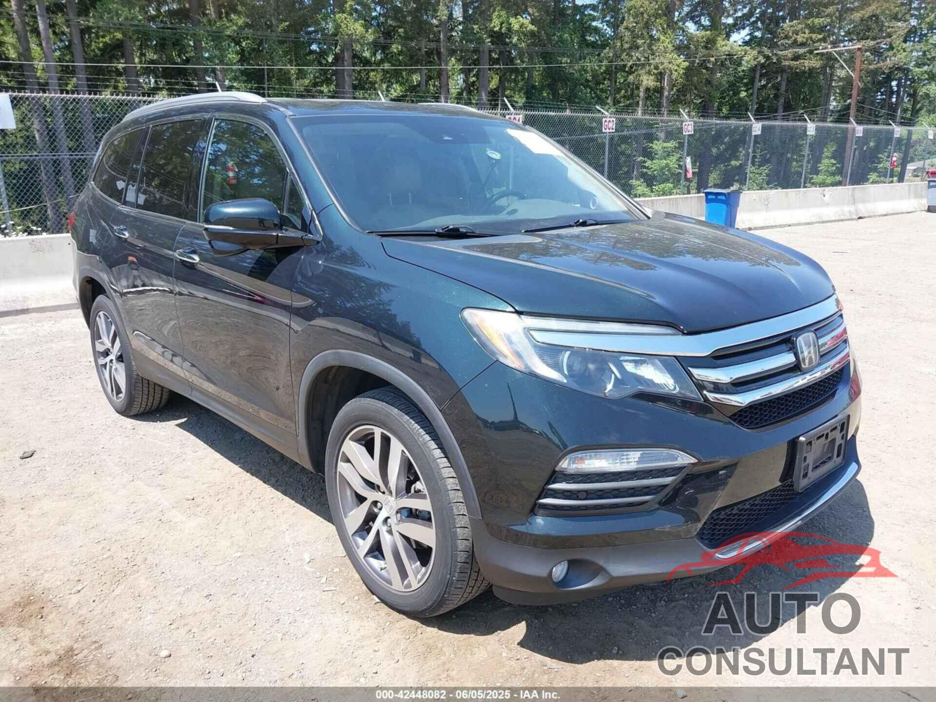 HONDA PILOT 2016 - 5FNYF6H95GB047558