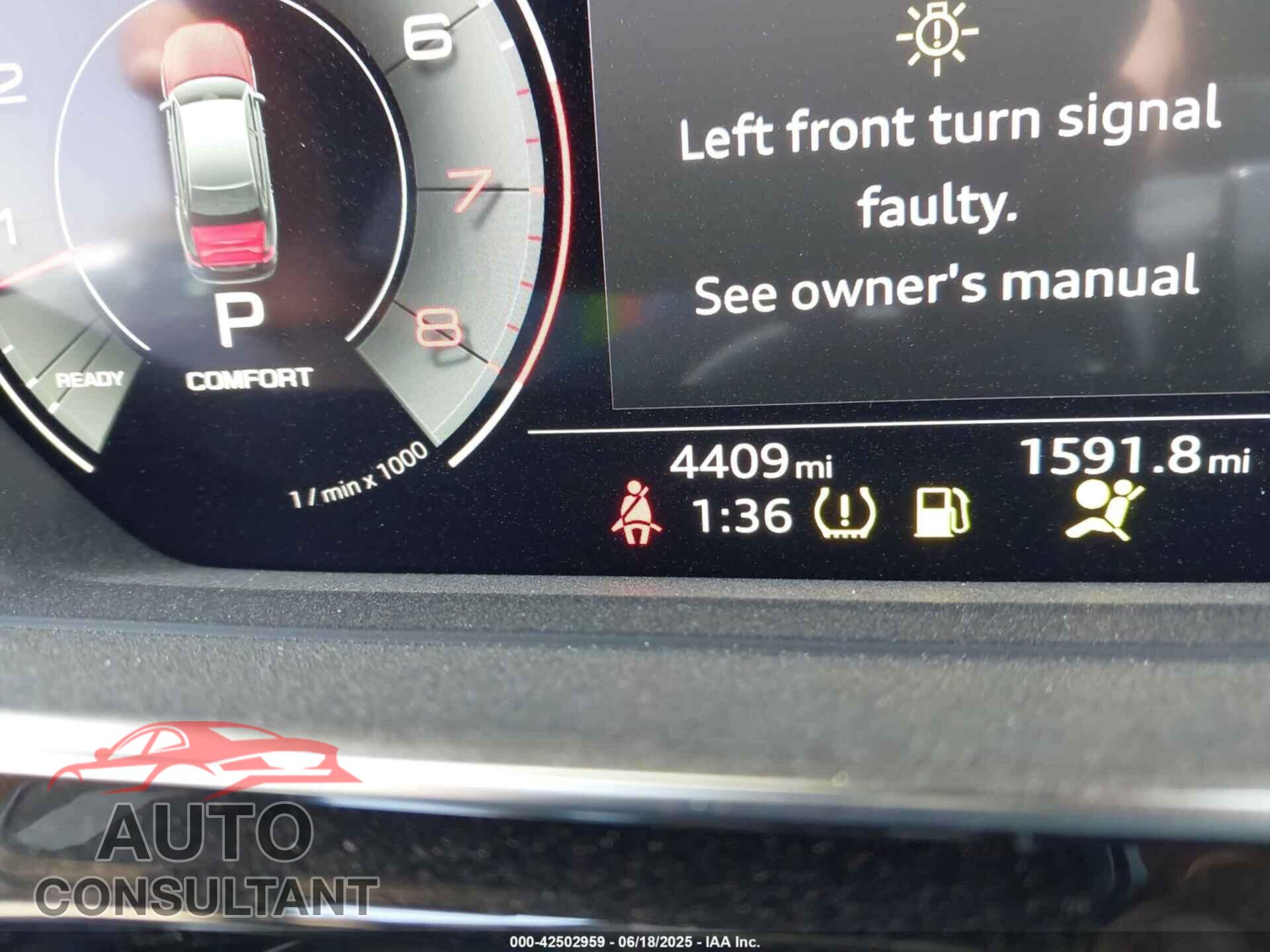 AUDI A8 2024 - WAULDAF89RN003075