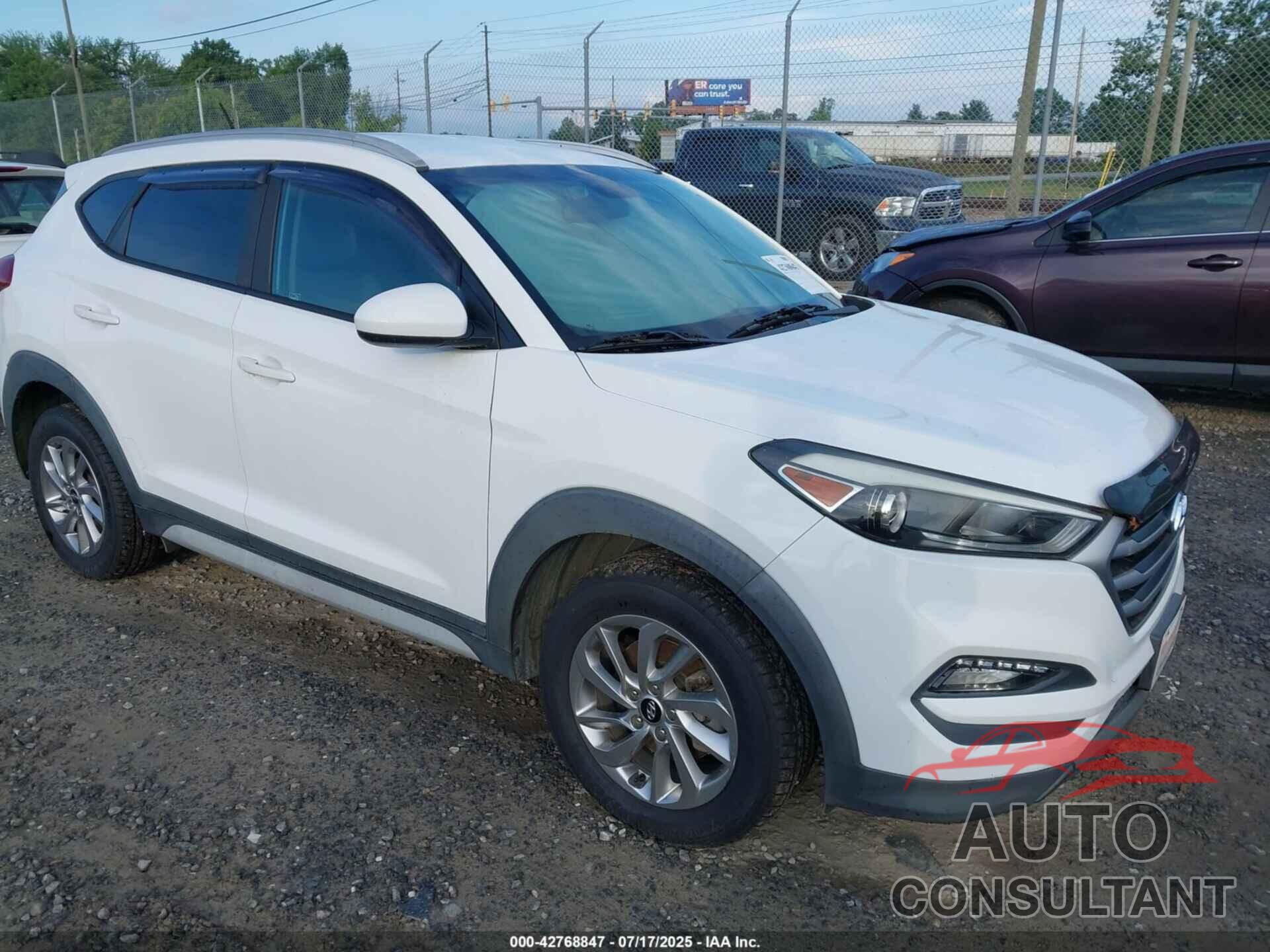 HYUNDAI TUCSON 2017 - KM8J3CA49HU479551
