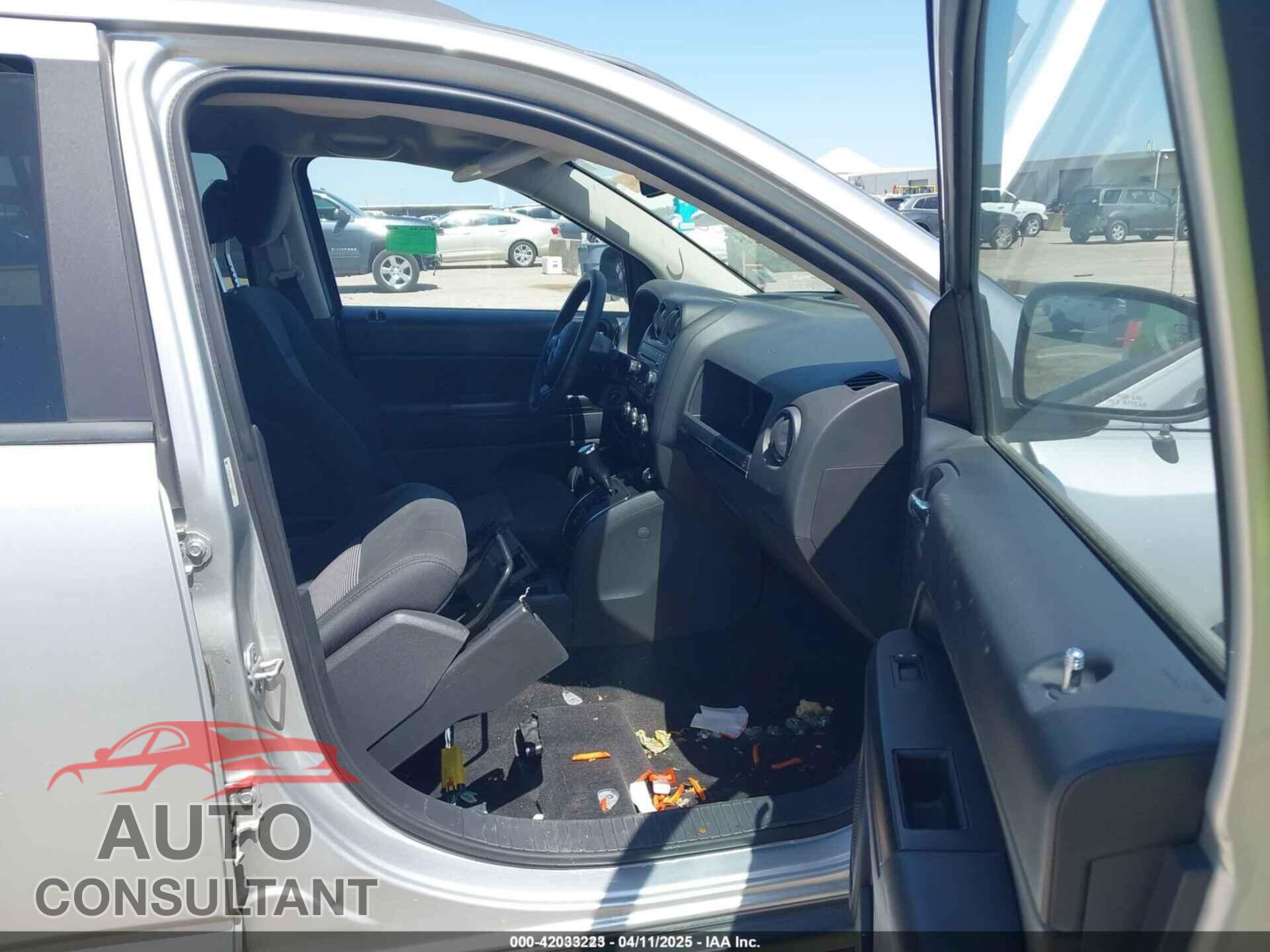JEEP COMPASS 2012 - 1C4NJCBB1CD660077