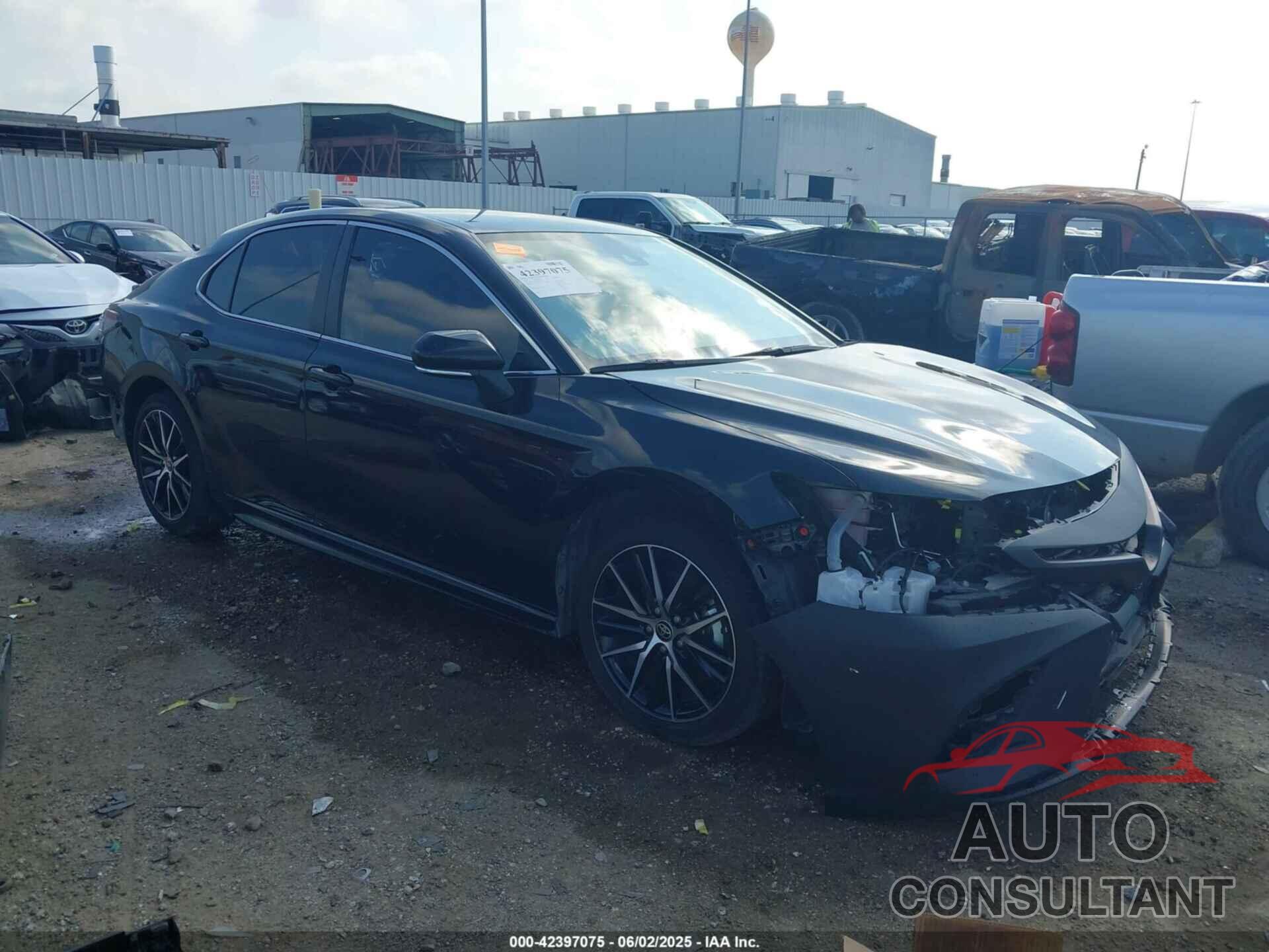 TOYOTA CAMRY 2024 - 4T1G11AK6RU235246